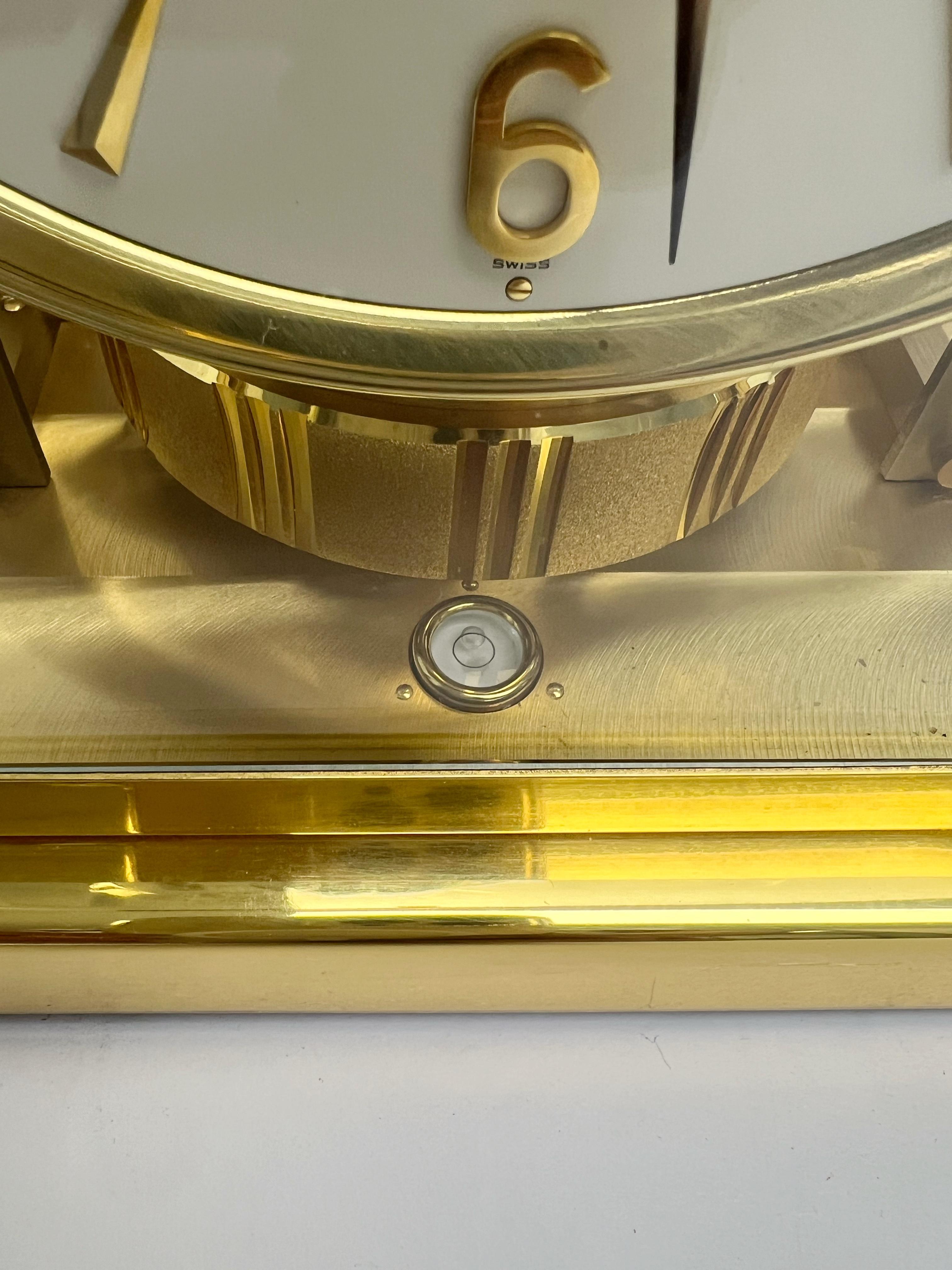 Atmos Jaeger LeCoultre Clock Gold Plated 287992 1960s In Good Condition For Sale In Miami, FL