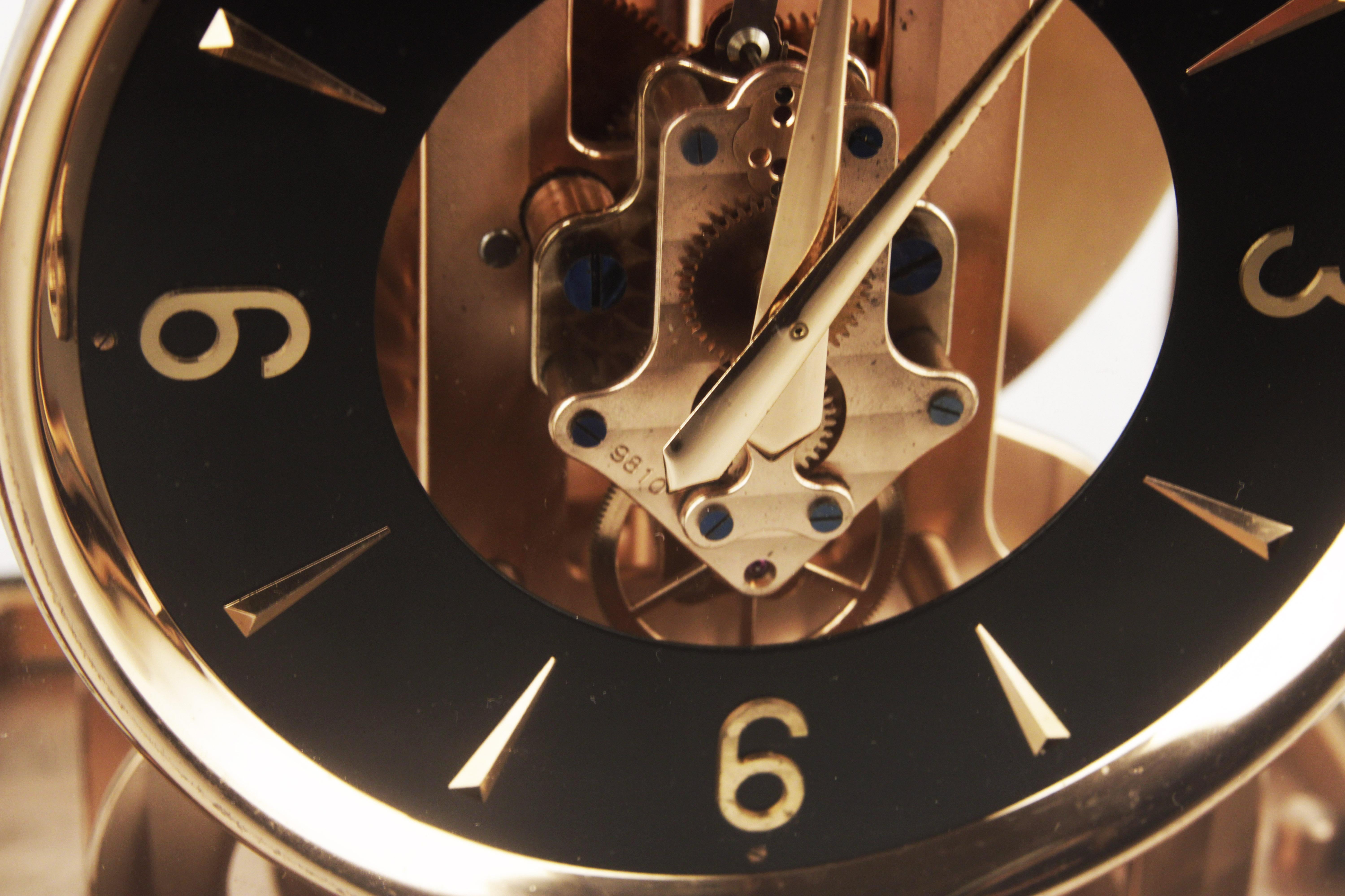 Mid-Century Modern Horloge de table Atmos Jaeger-LeCoultre rare en vente