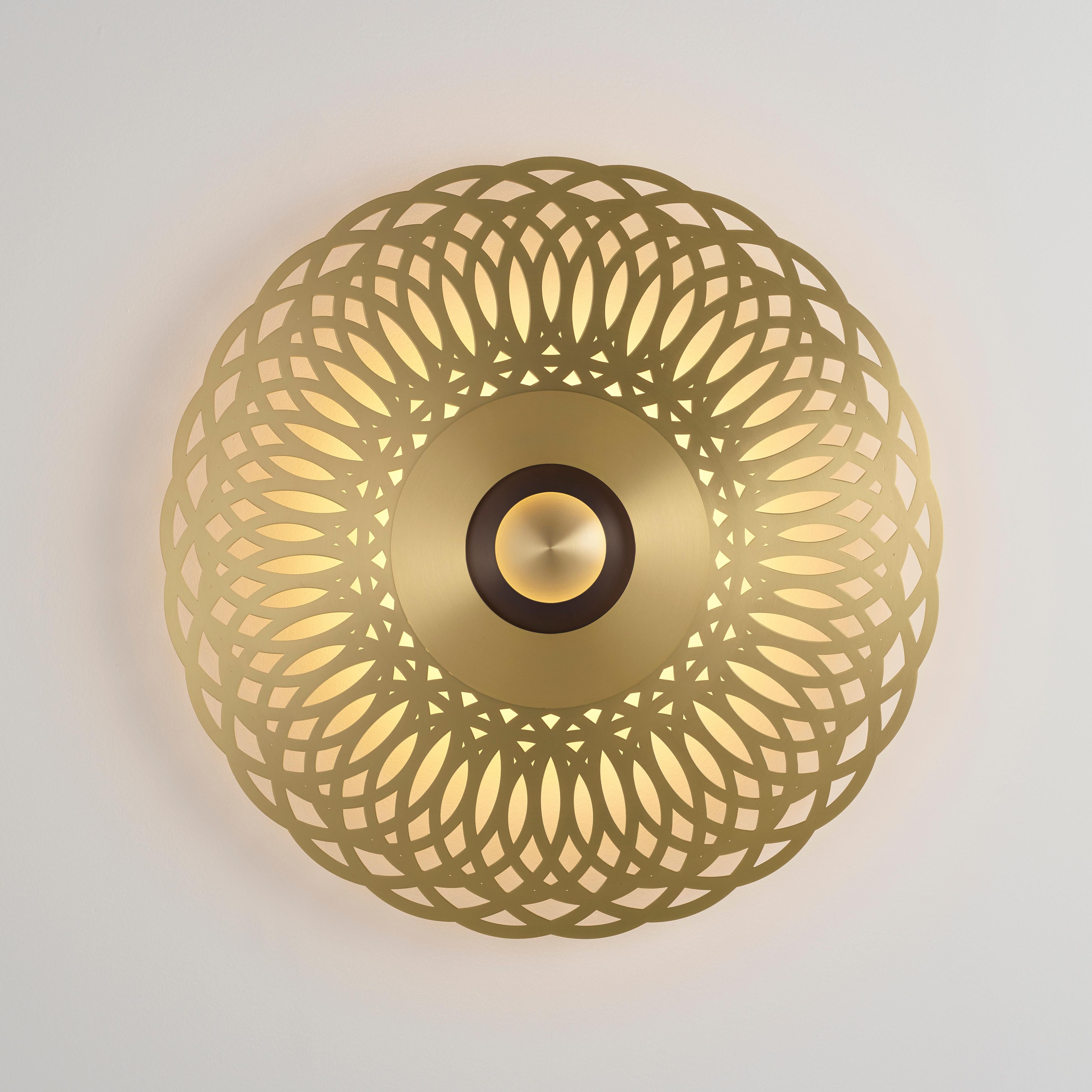 Atmos lace wall light by Emilie Cathelineau
Dimensions: D 79.3 cm
Materials: solid brass, polycarbonate diffuser.
Others finishes and dimensions are available.

All our lamps can be wired according to each country. If sold to the USA it will be