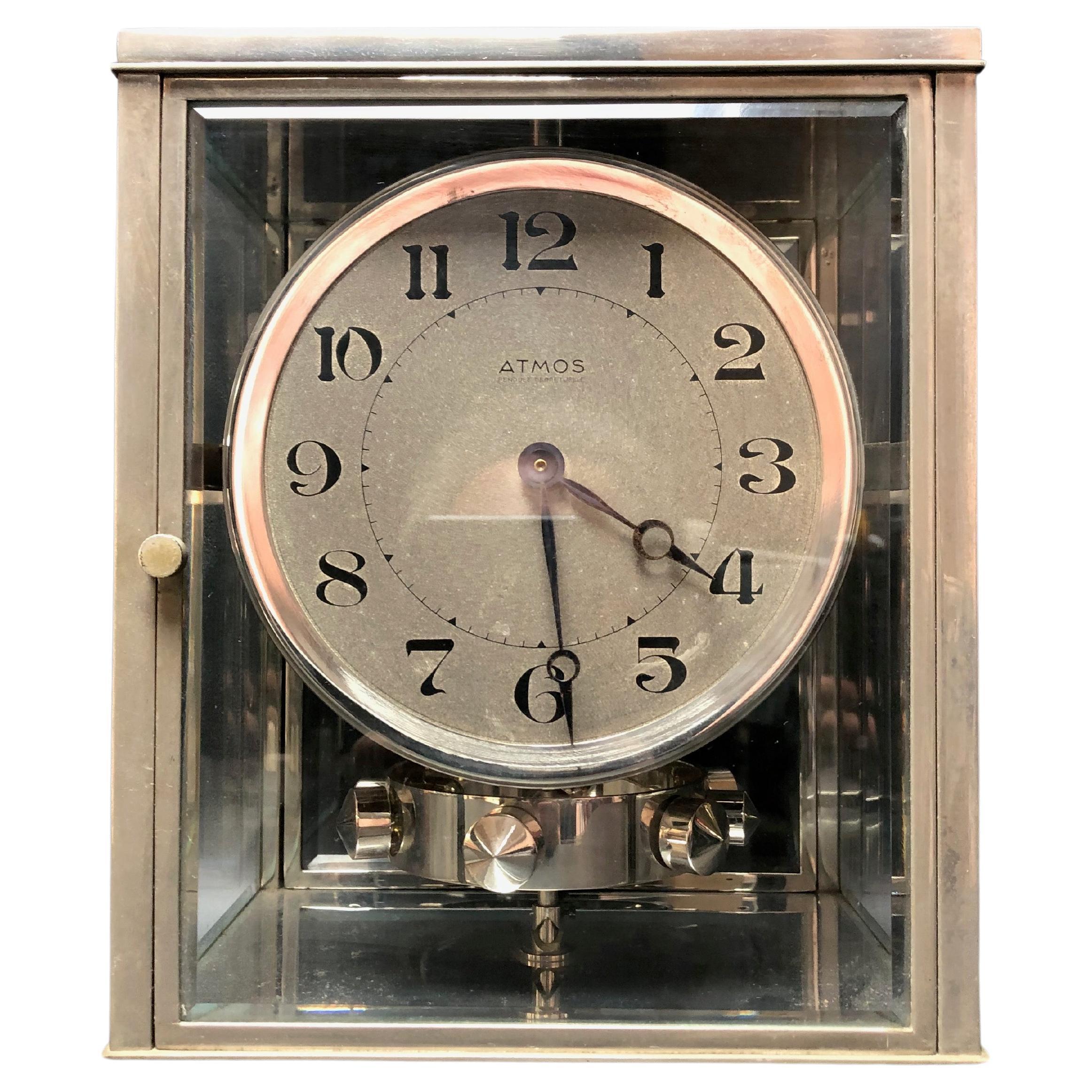 Atmos Perpetual clock by Jean Léon REUTTER 1899/1971