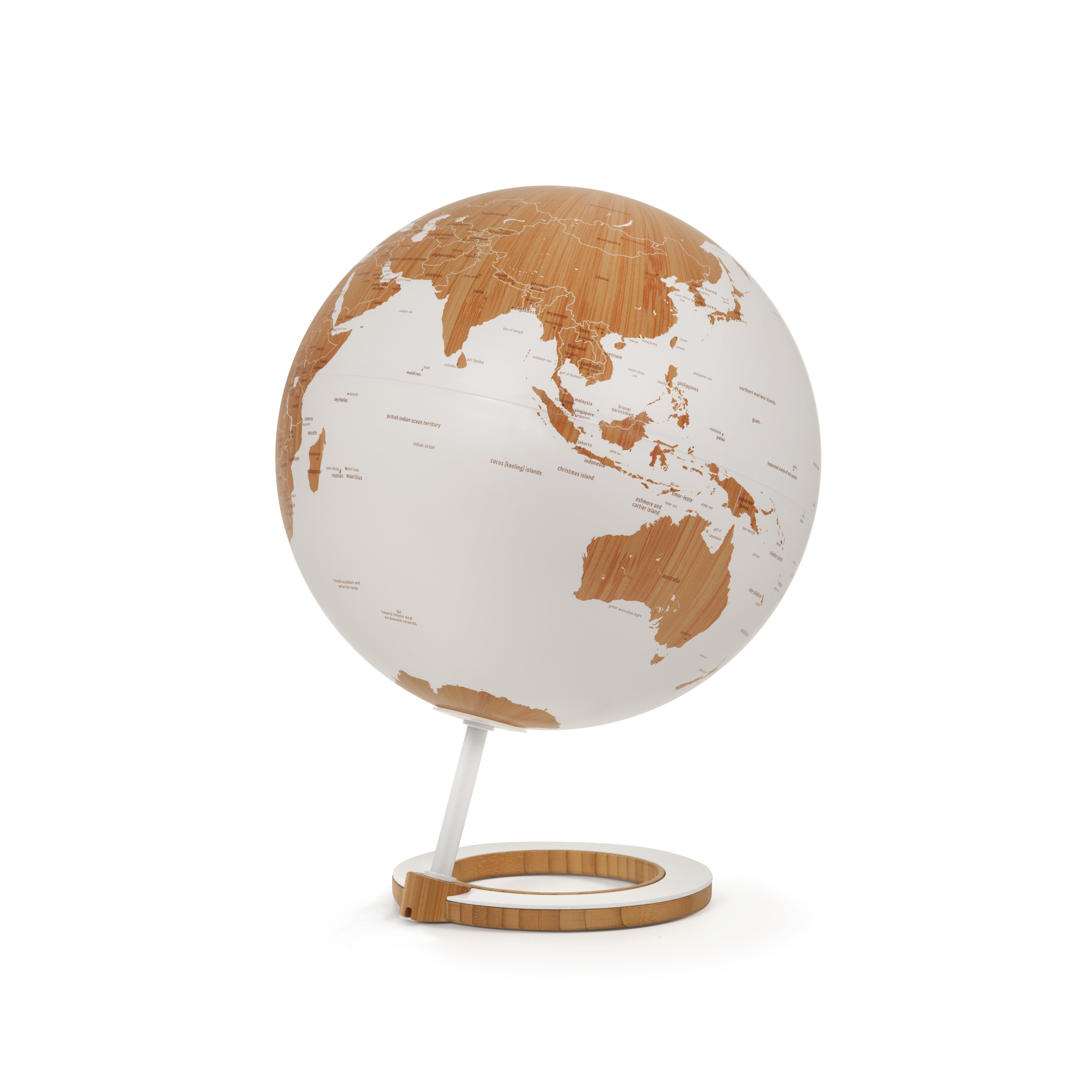 Bamboo and metal base

Non-illuminated

Crafted by Tecnodidattica who supplies the world with National Geographic Globes and this particularly fine collection of Atmosphere globes. Largely handmade, the globes are blown much like glass, and