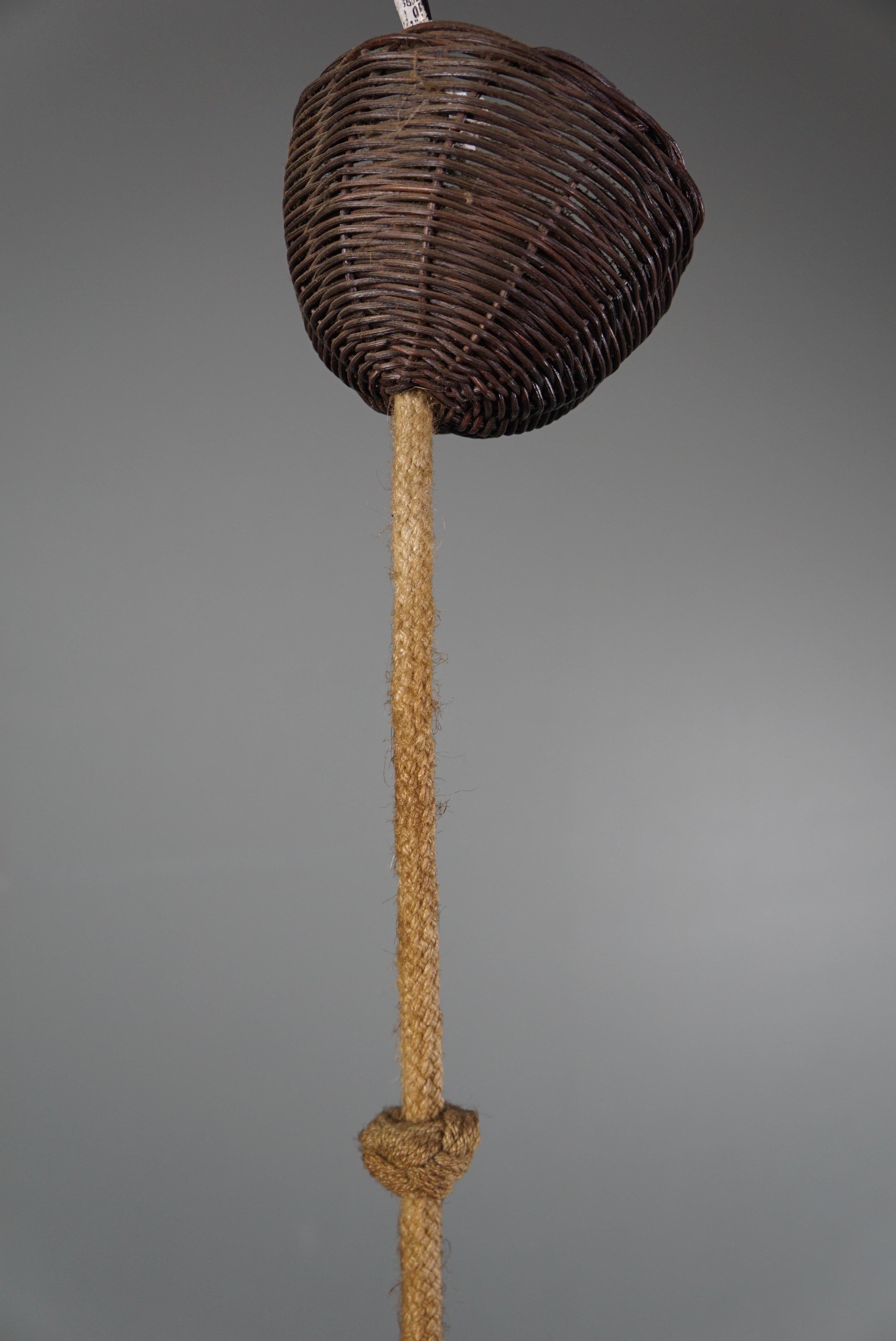 Jute Atmospheric rattan Manou pendant lamp with wood and jute. For Sale