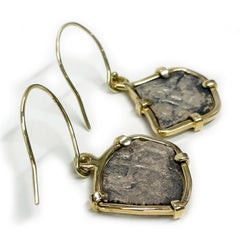 Orecchini con moneta Atocha in oro giallo e argento