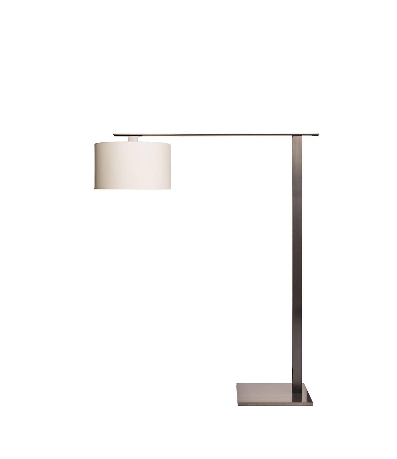 Atol floor lamp by LK Edition
Dimensions: L 143, l 30, H 170 cm
Materials: Patinated brass

It is with the sense of detail and requirement, this research of the exception by the selection of noble materials and his culture of the French