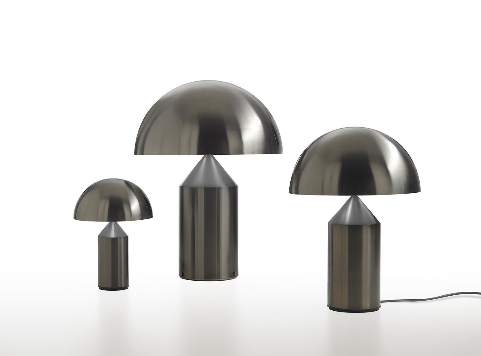 Atollo 238 Satin-Schwarzes Nickel von  Vico Magistretti für Oluce (Italienisch) im Angebot