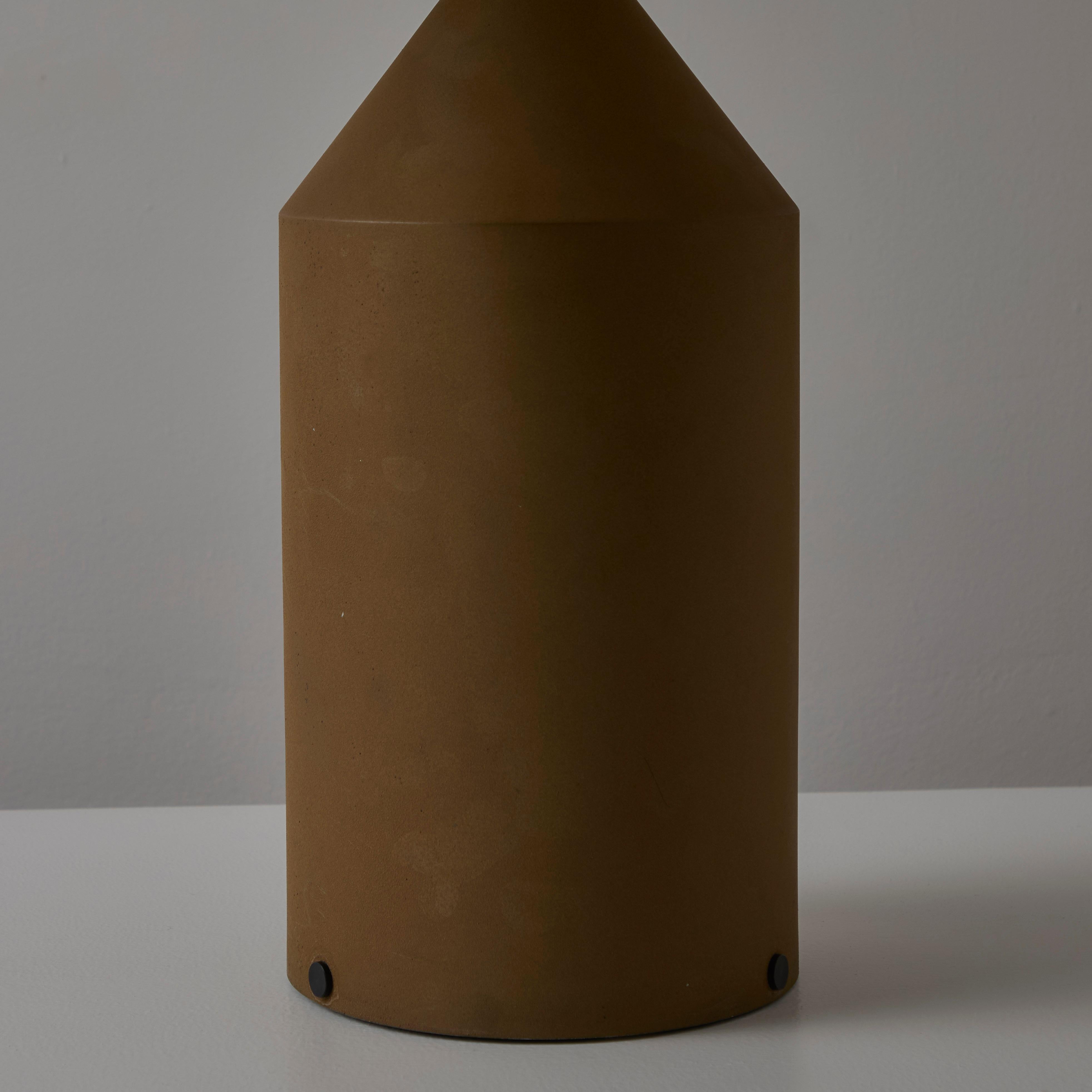 Atollo 239 Table Lamp by Vico Magistretti for Oluce In Good Condition In Los Angeles, CA