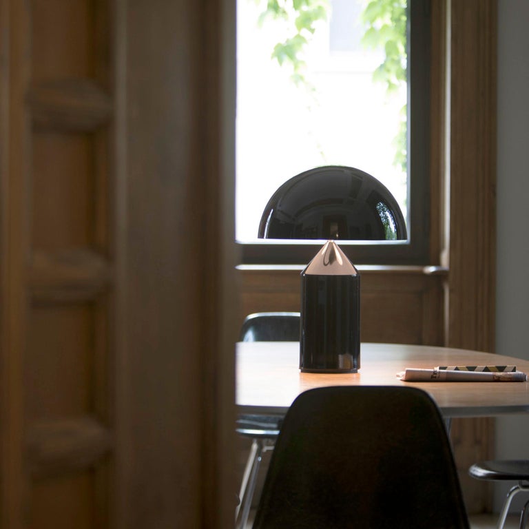Atollo Black Table Lamp by  Vico Magistretti for Oluce For Sale 1