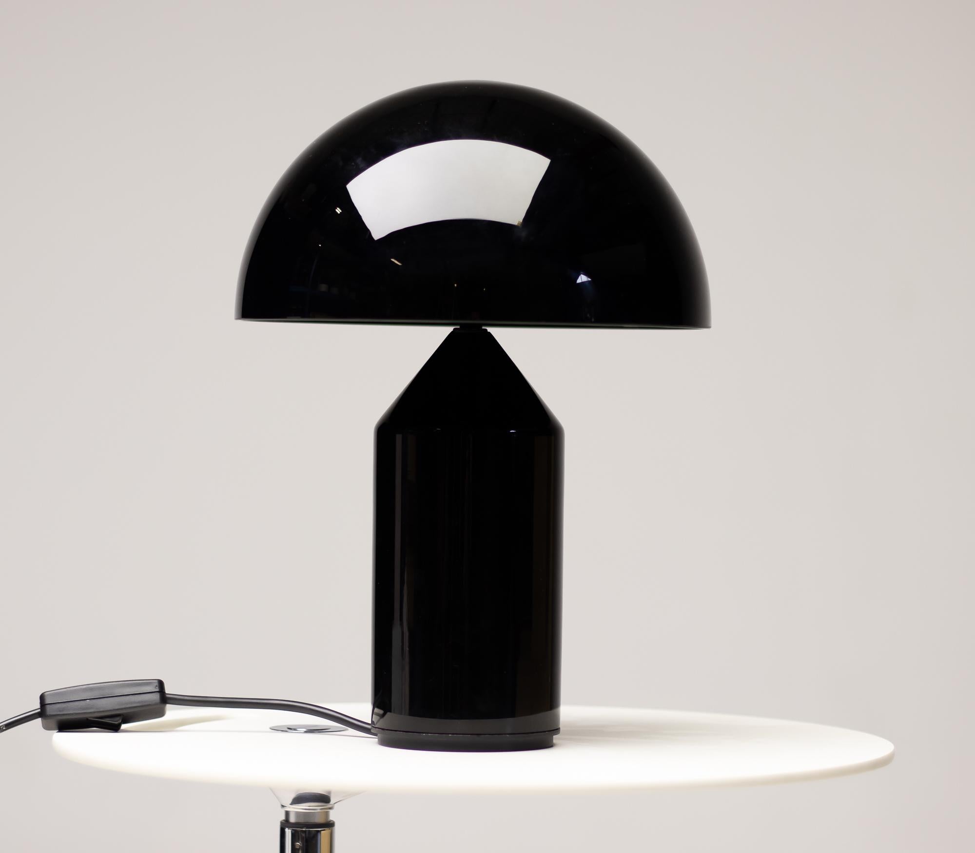 Atollo Glass Table Lamp by Vico Magistretti 2