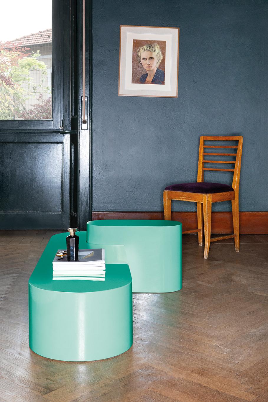 Polished Atollo, lacquered coffee table with fit, Dainelli Studio for Somaschini, Italy For Sale