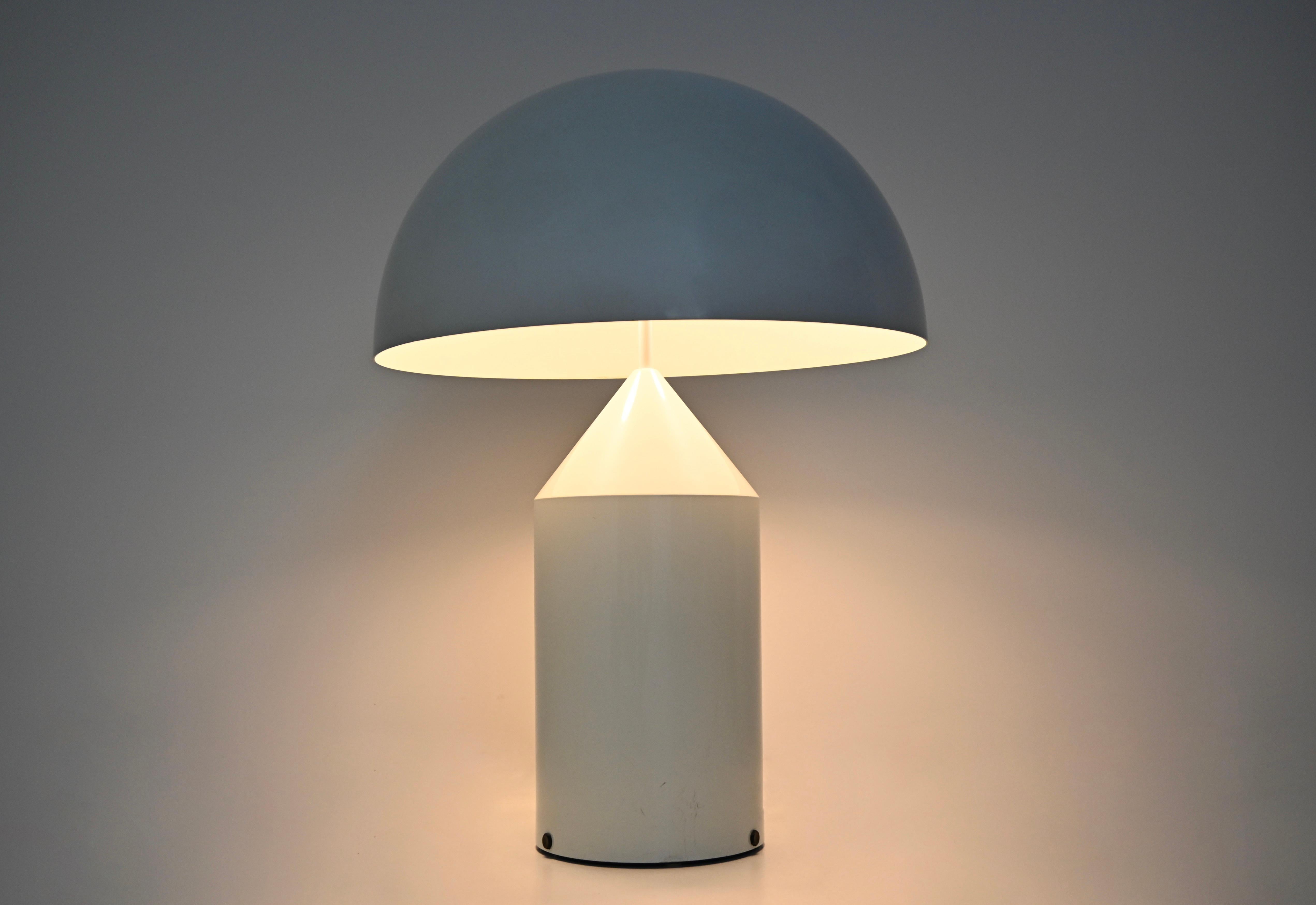 Mid-Century Modern Atollo Table Lamp by Vico Magistretti for Oluce, 1977, 1st edition For Sale