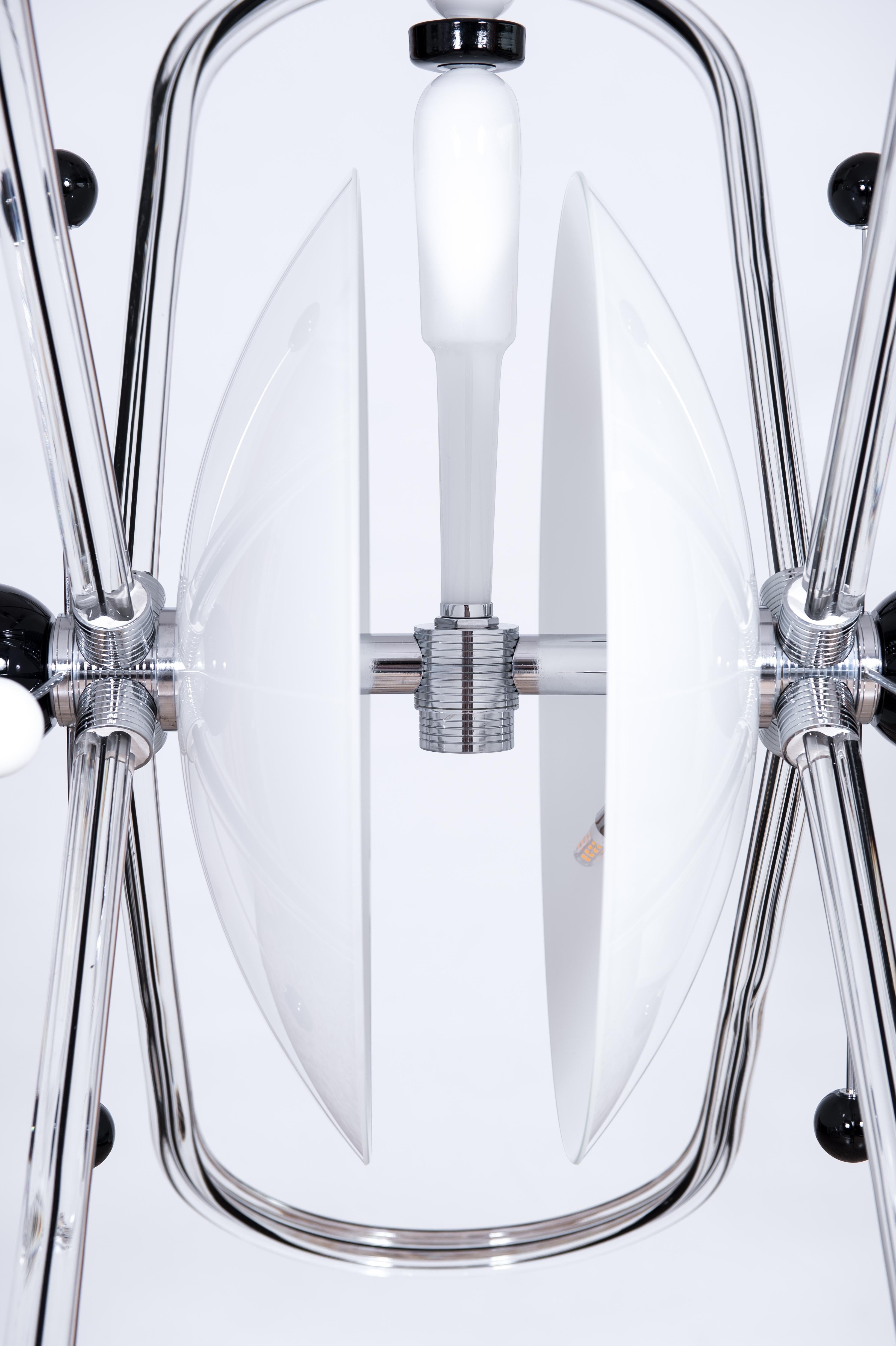 Contemporary Design Atom Chandelier in black & white Italian Murano Glass  For Sale 6