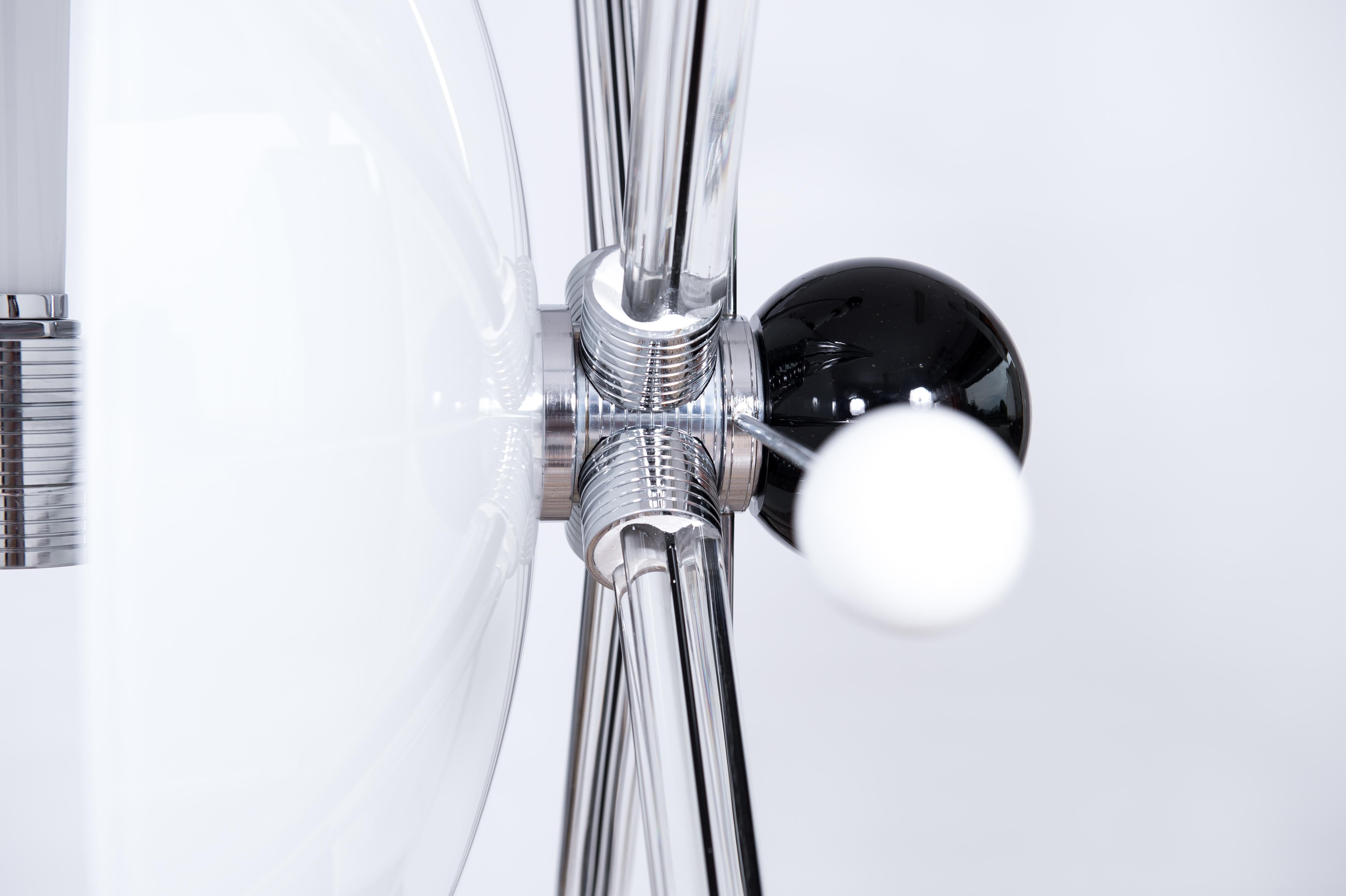Contemporary Design Atom Chandelier in black & white Italian Murano Glass  For Sale 7