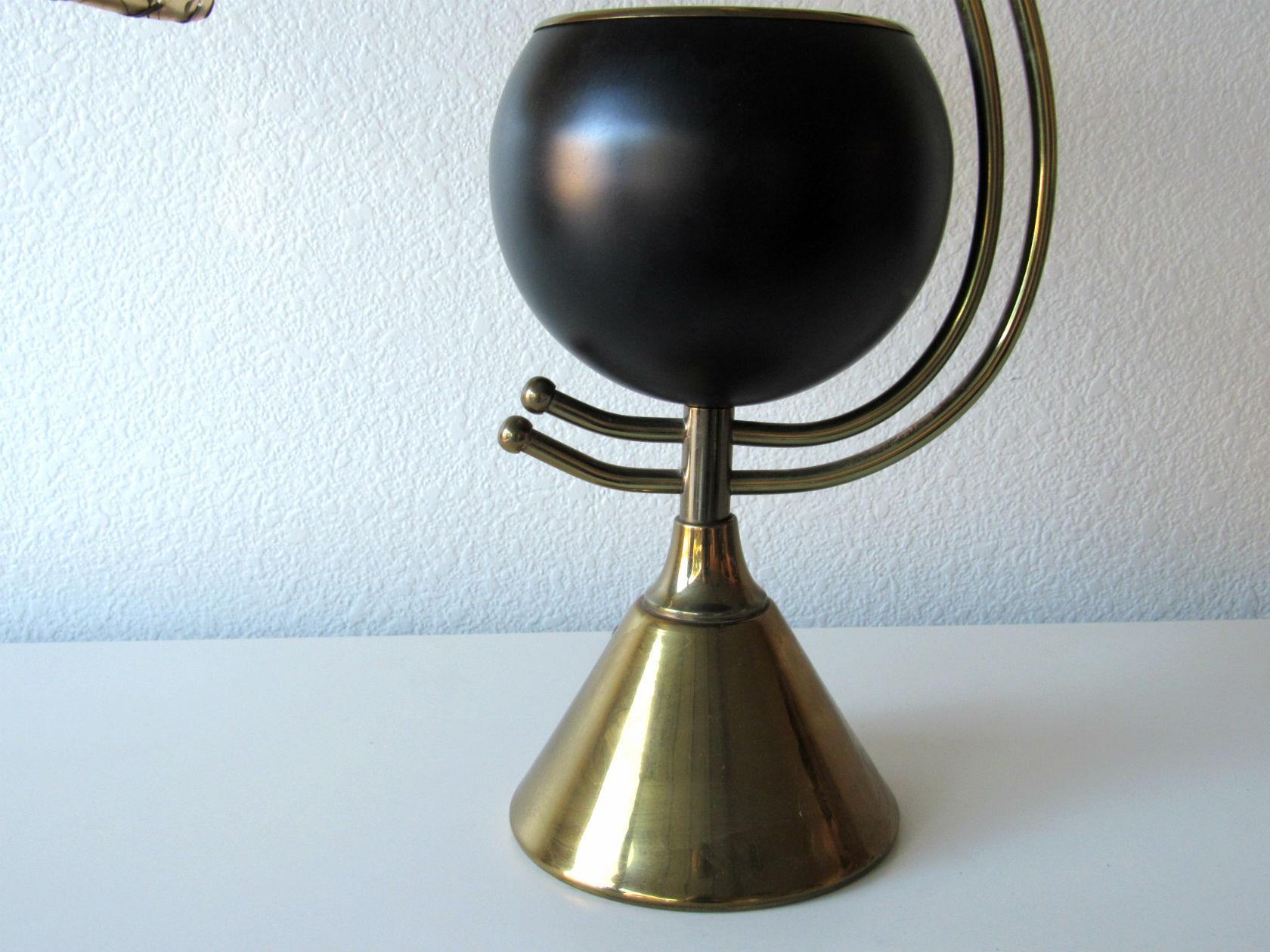 Atomic Age Adjustable Mid-Century Modern Majestic Lamp 1950s For Sale 2