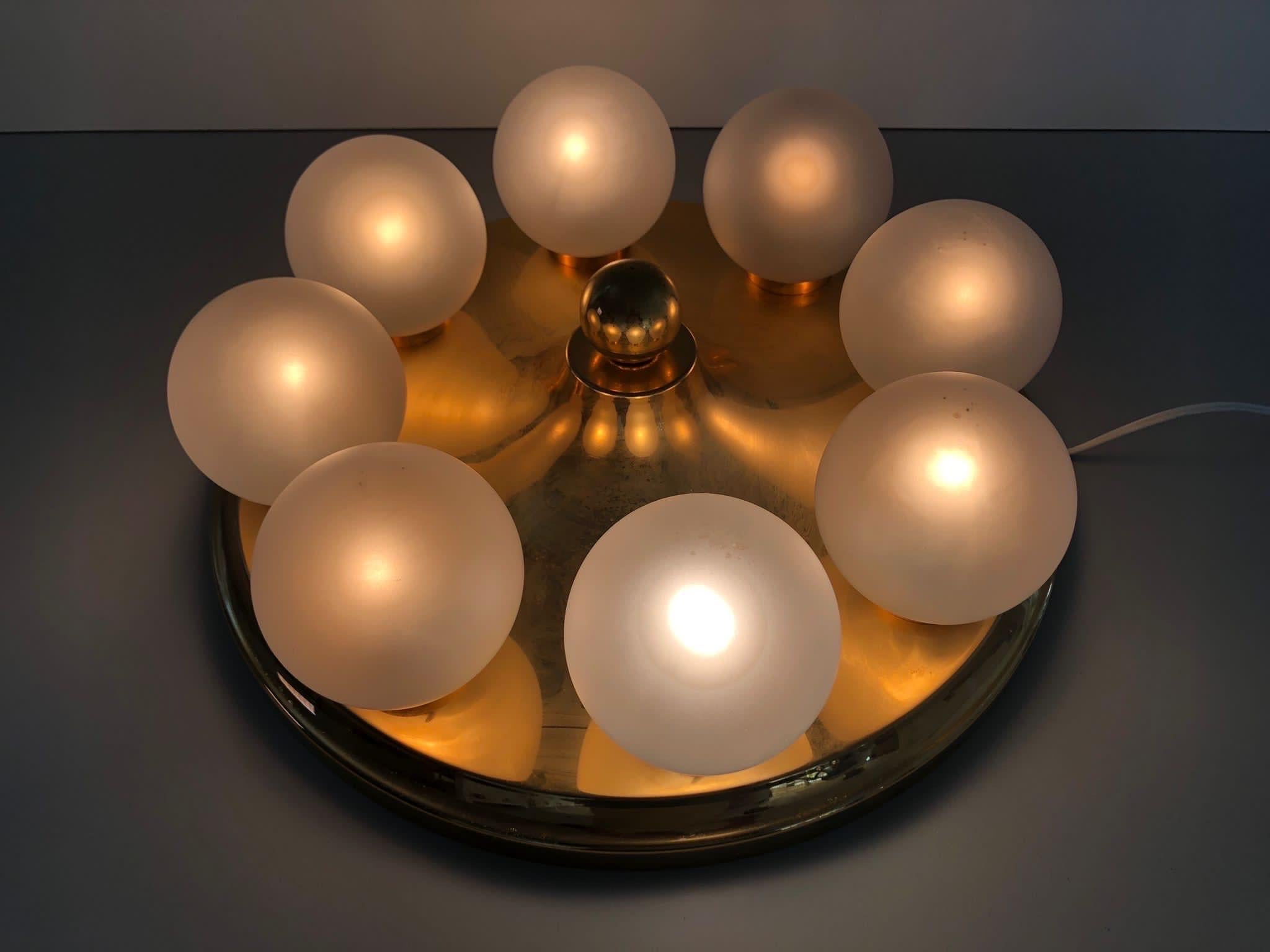Lampe encastrée en métal doré et 8 boules de l'ère atomique de Kinkeldey, 1970, Allemagne en vente 2