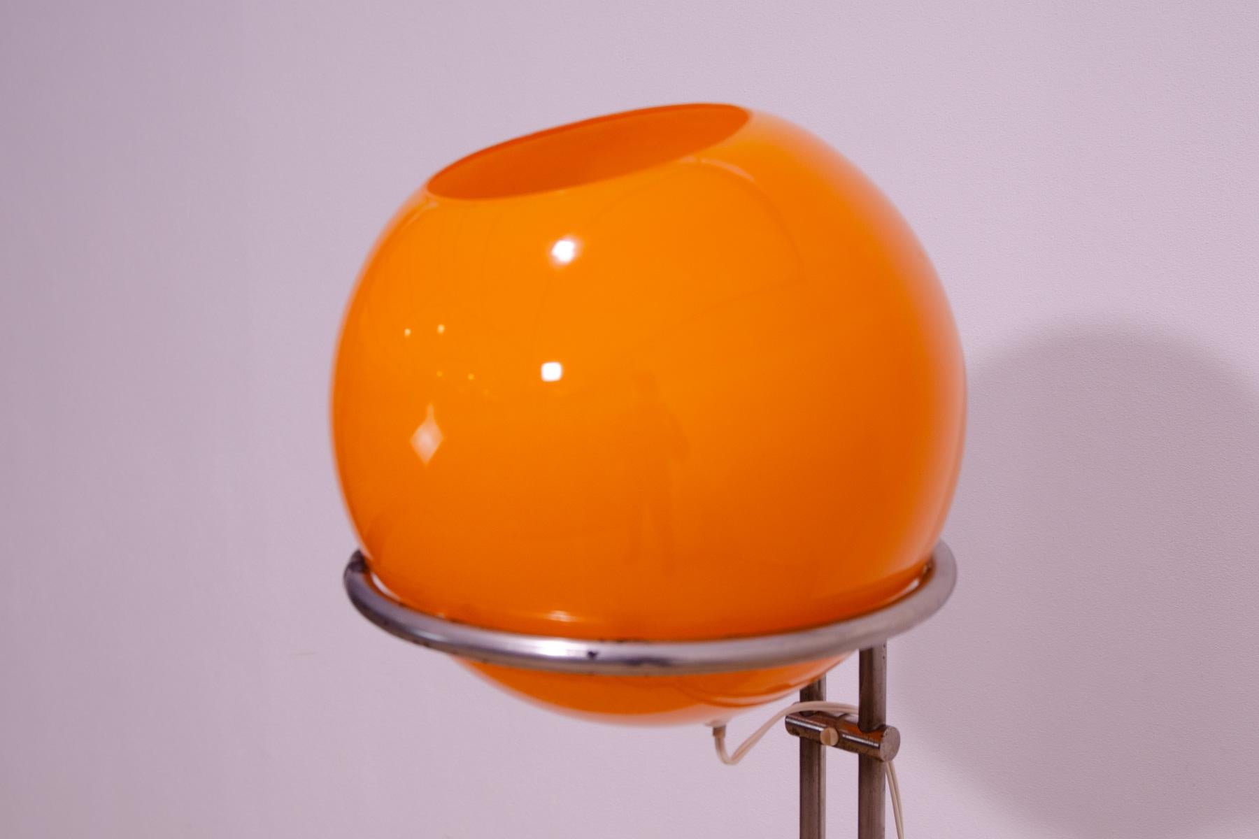 Orange Glas-Stehlampe aus Atomzeitalter von Tibor Hazi, Ungarn, 1973 im Angebot 11