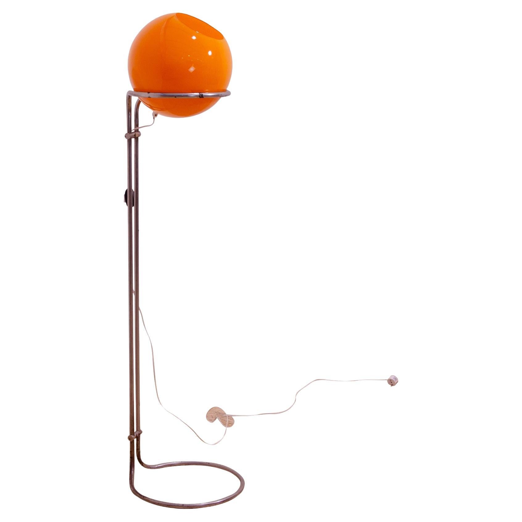 Orange Glas-Stehlampe aus Atomzeitalter von Tibor Hazi, Ungarn, 1973 im Angebot