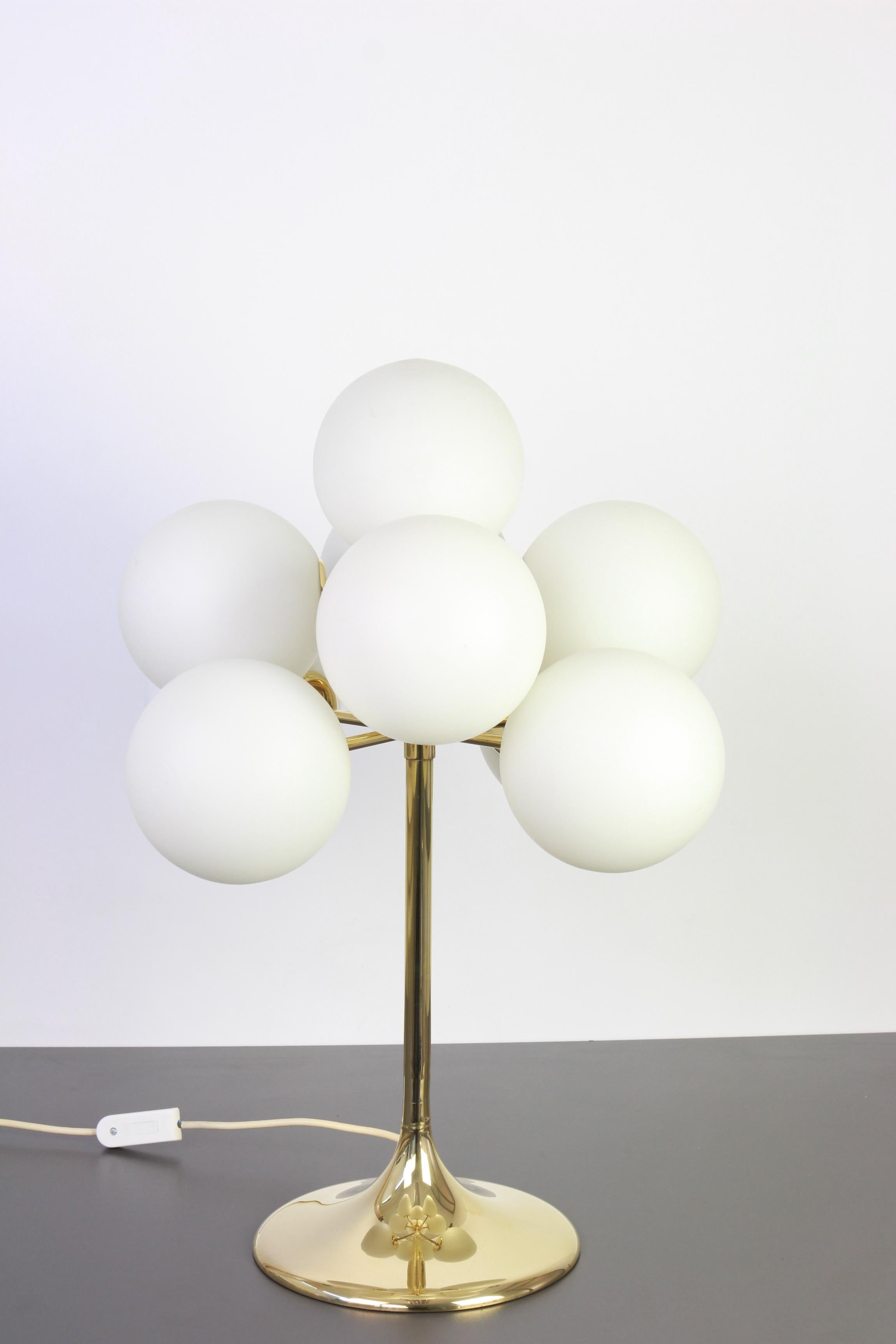 Lampe de table en laiton atomique:: Suisse:: années 1960 en vente 2