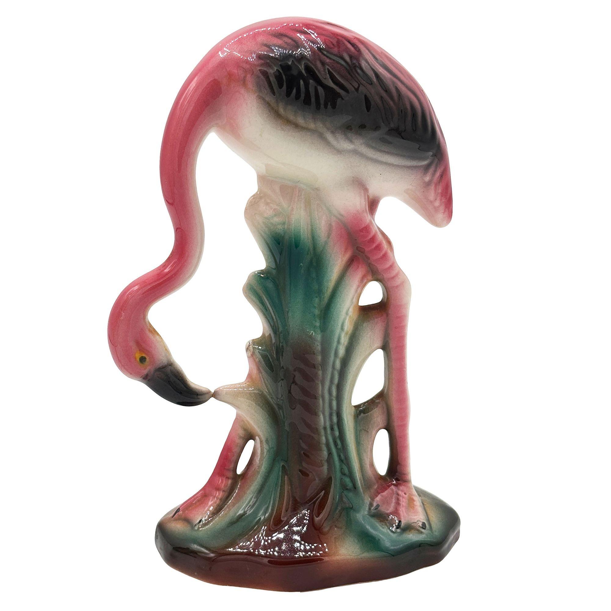 Atomic California Pottery Ceramic Grazing Tropical Pink Flamingo Figurine Statue In Excellent Condition For Sale In Van Nuys, CA