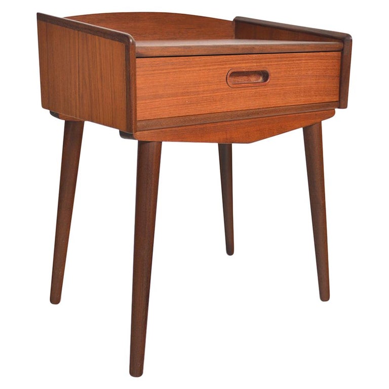 Atomic Danish Modern Single Drawer Teak Nightstand For Sale at 1stDibs