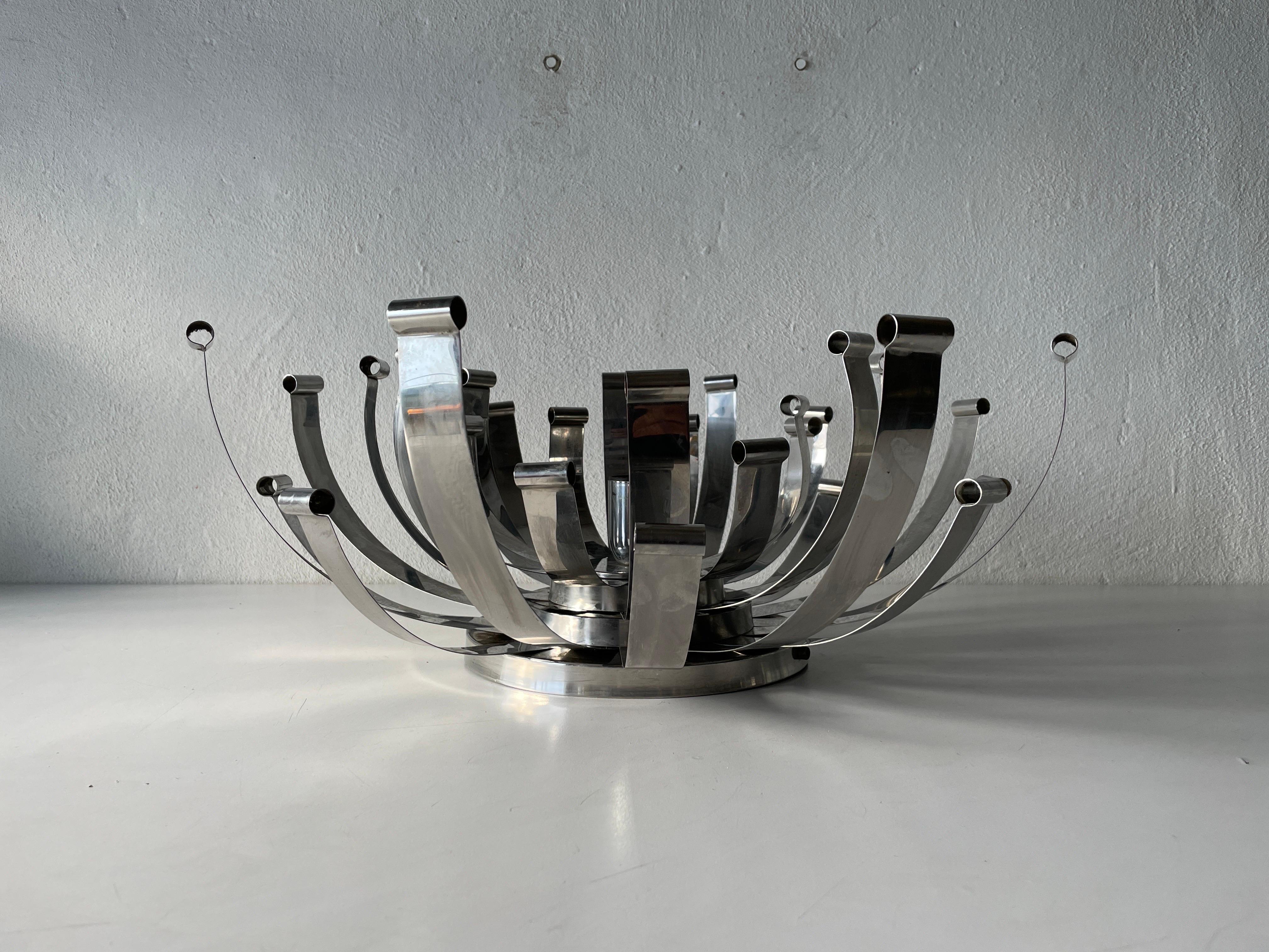 italien Grande lampe  montage encastre au design atomique de Reggiani, 1970, Italie