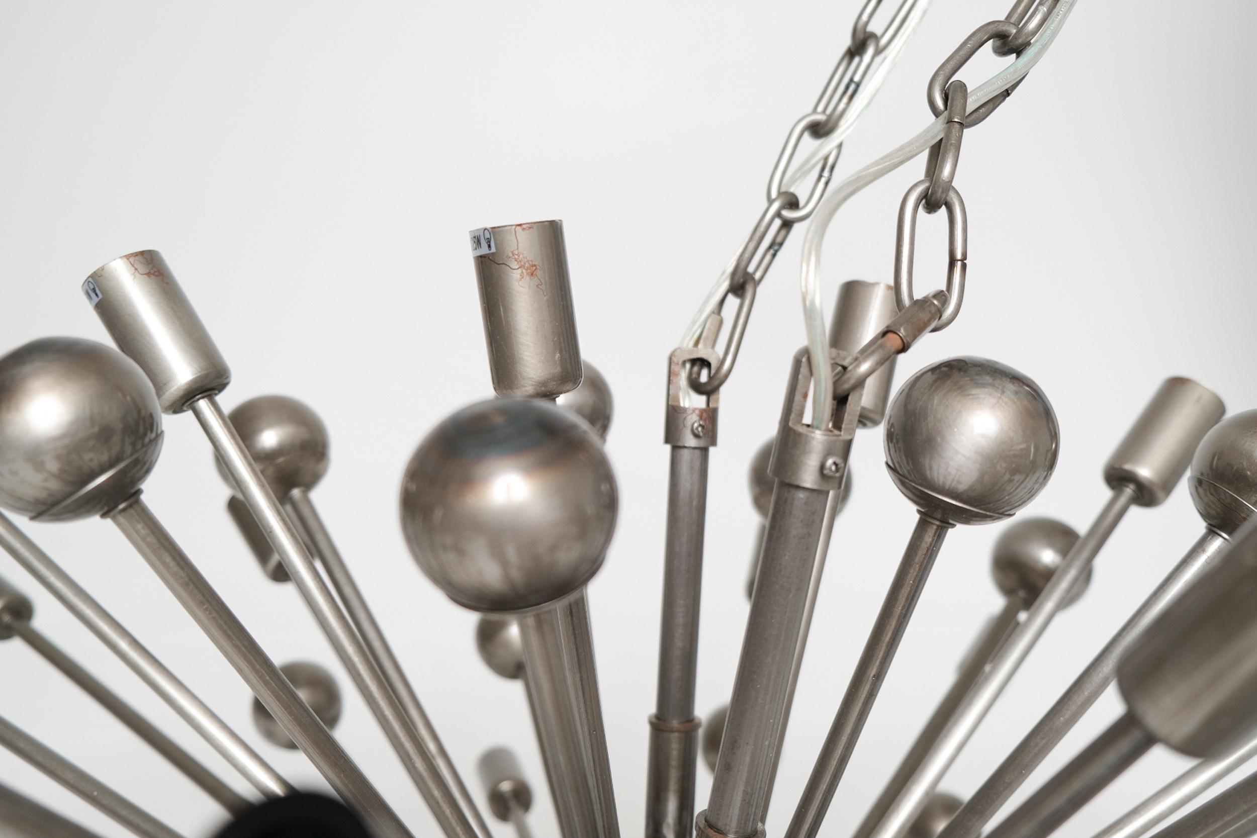 Atomic Inspired Brushed Nickel Sputnik Chandelier with 54 Bulb Sockets Moderno de mediados de siglo en venta