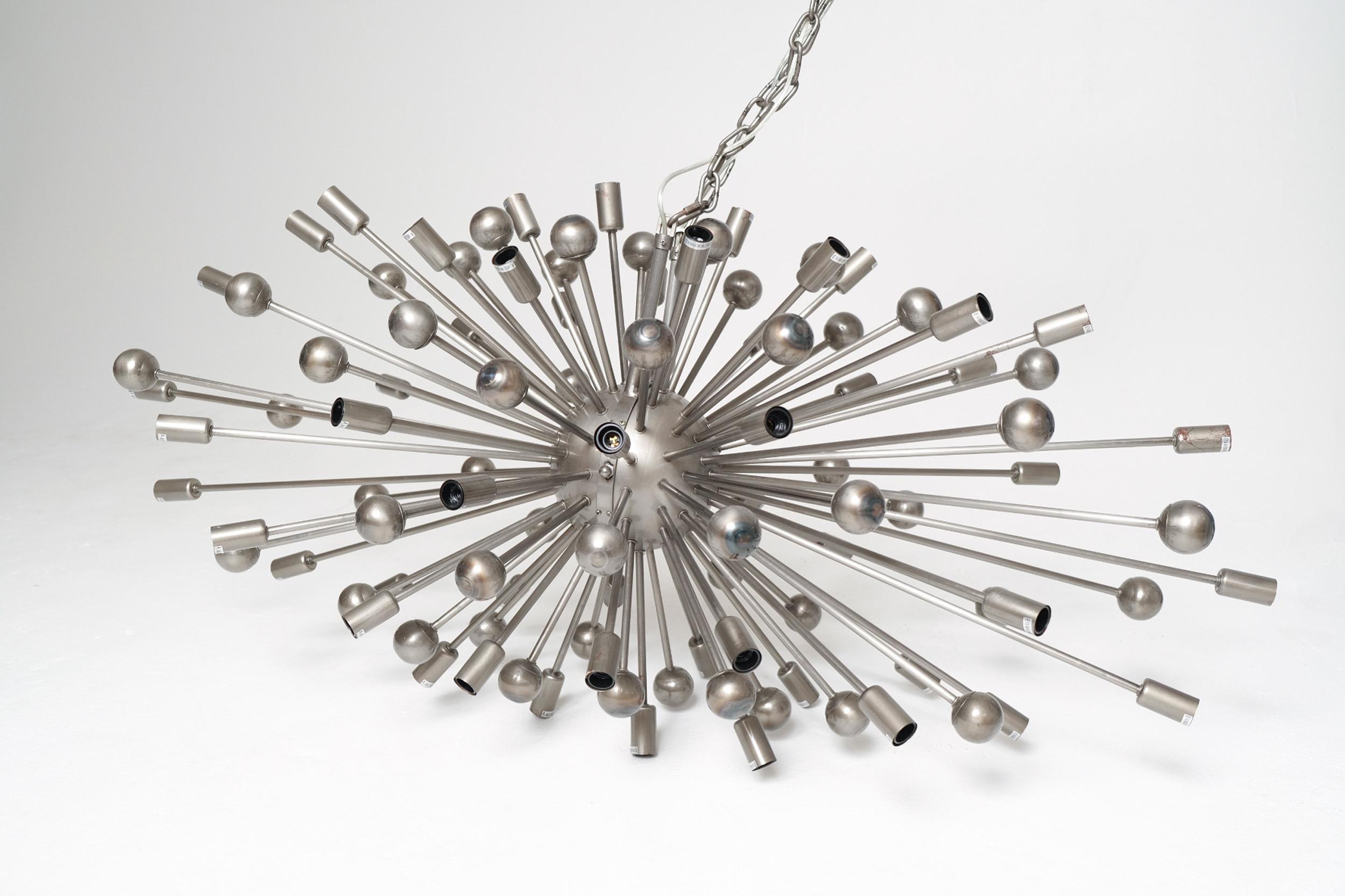 Atomic Inspired Brushed Nickel Sputnik Chandelier with 54 Bulb Sockets Cepillado en venta