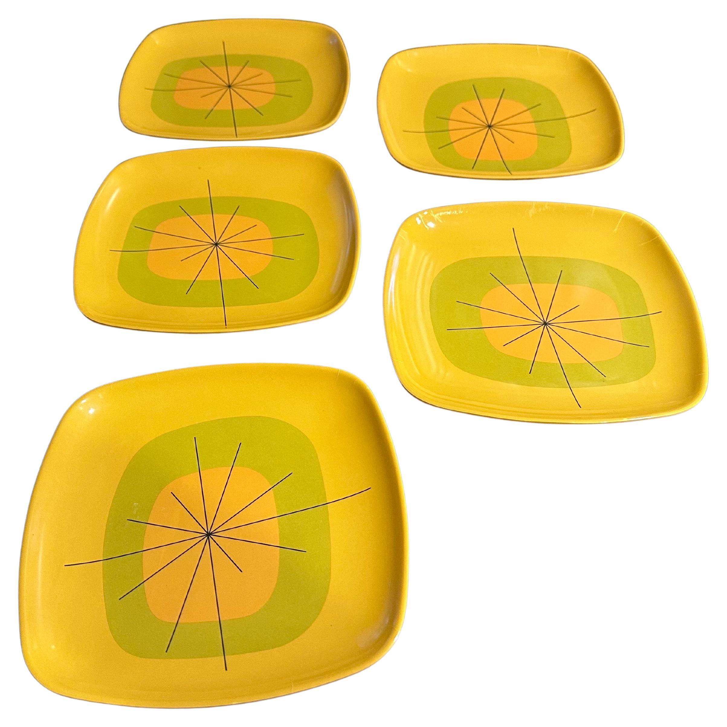 Atomic Melamine Salad/Dessert Plates by Destination PSP For Sale 4