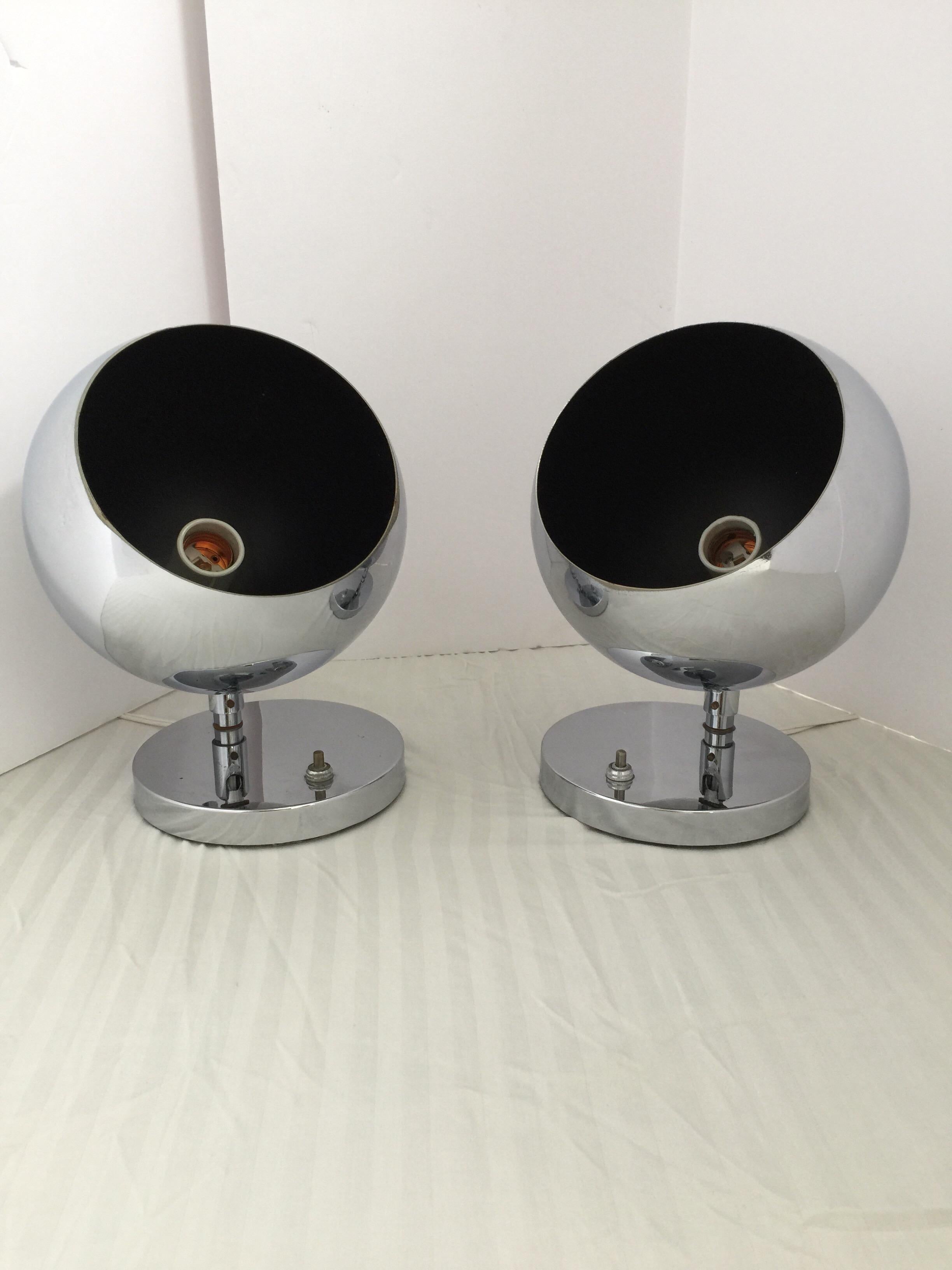 Atomic Mid-Century Modern Articulating Eyeball Spot Lamps by OMI Koch & Lowy In Good Condition In Lambertville, NJ