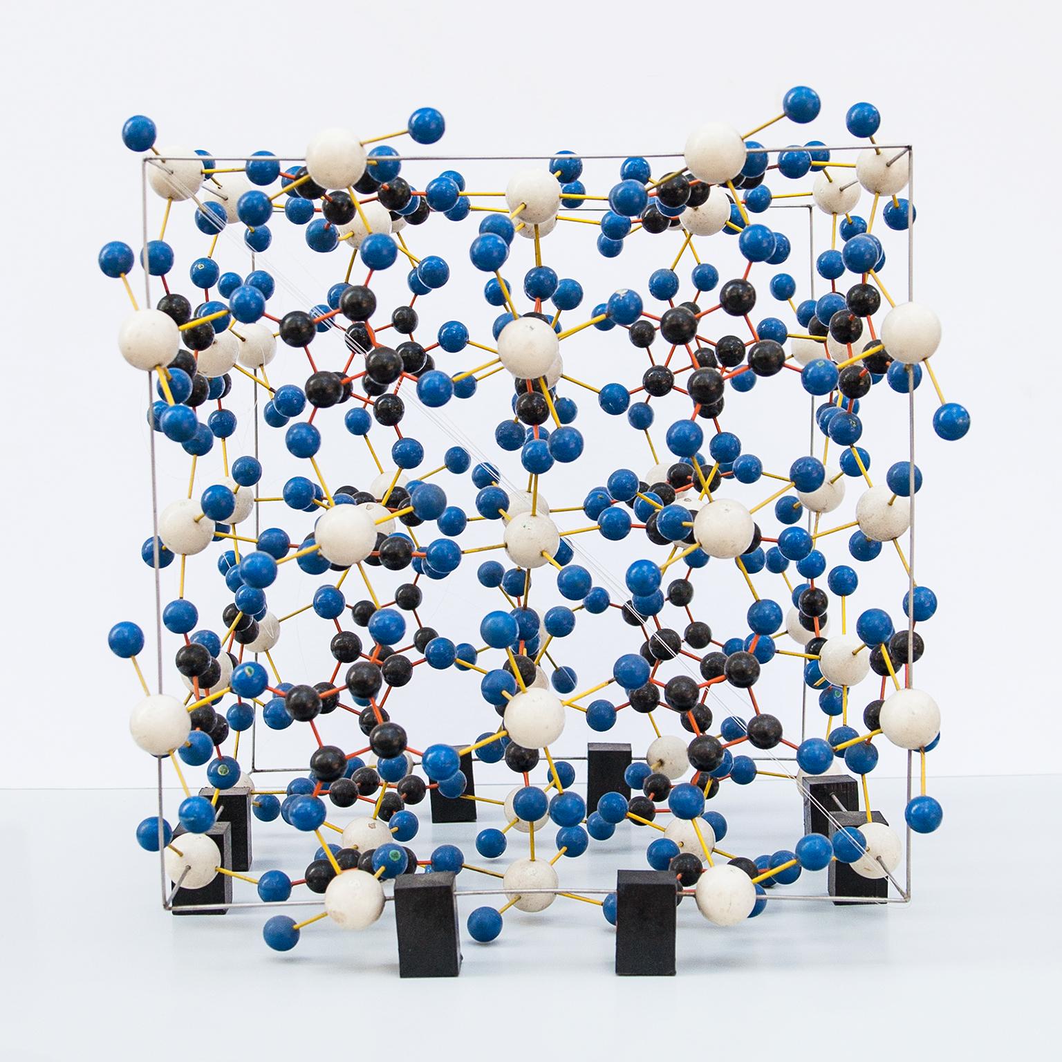 Original vintage huge atomic model made in blue, white and black lacquered wooden balls on a black painted iron construction. You can hang it on your ceiling as an art object, put it the floor or on your living room sideboard.