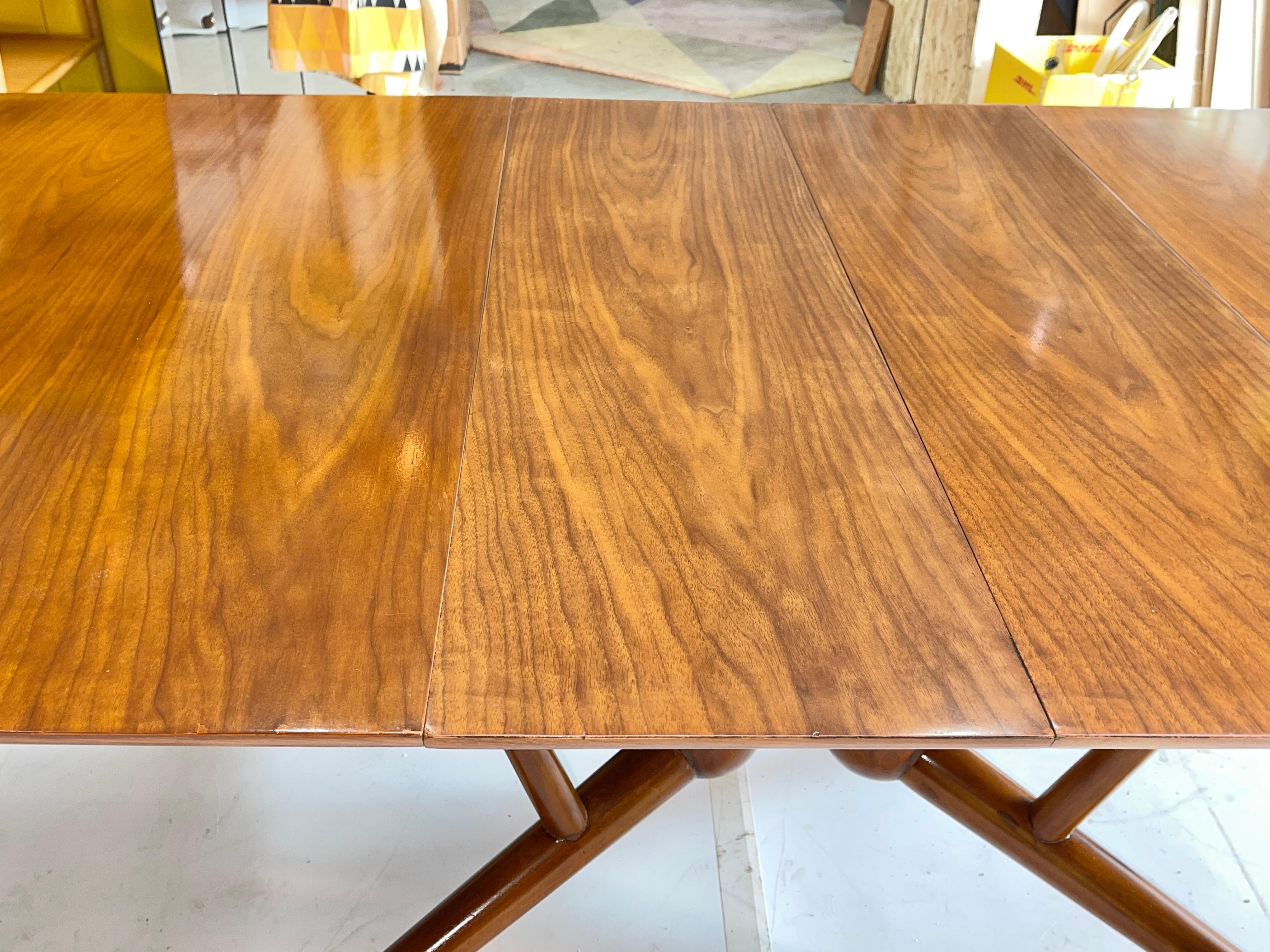 Mid-20th Century Atomic Molecule Base Dining Table For Sale