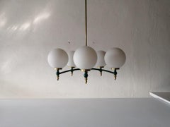 Lustre à 5 branches en verre opale atomique, boules de verre et métal vert, 1970, Allemagne