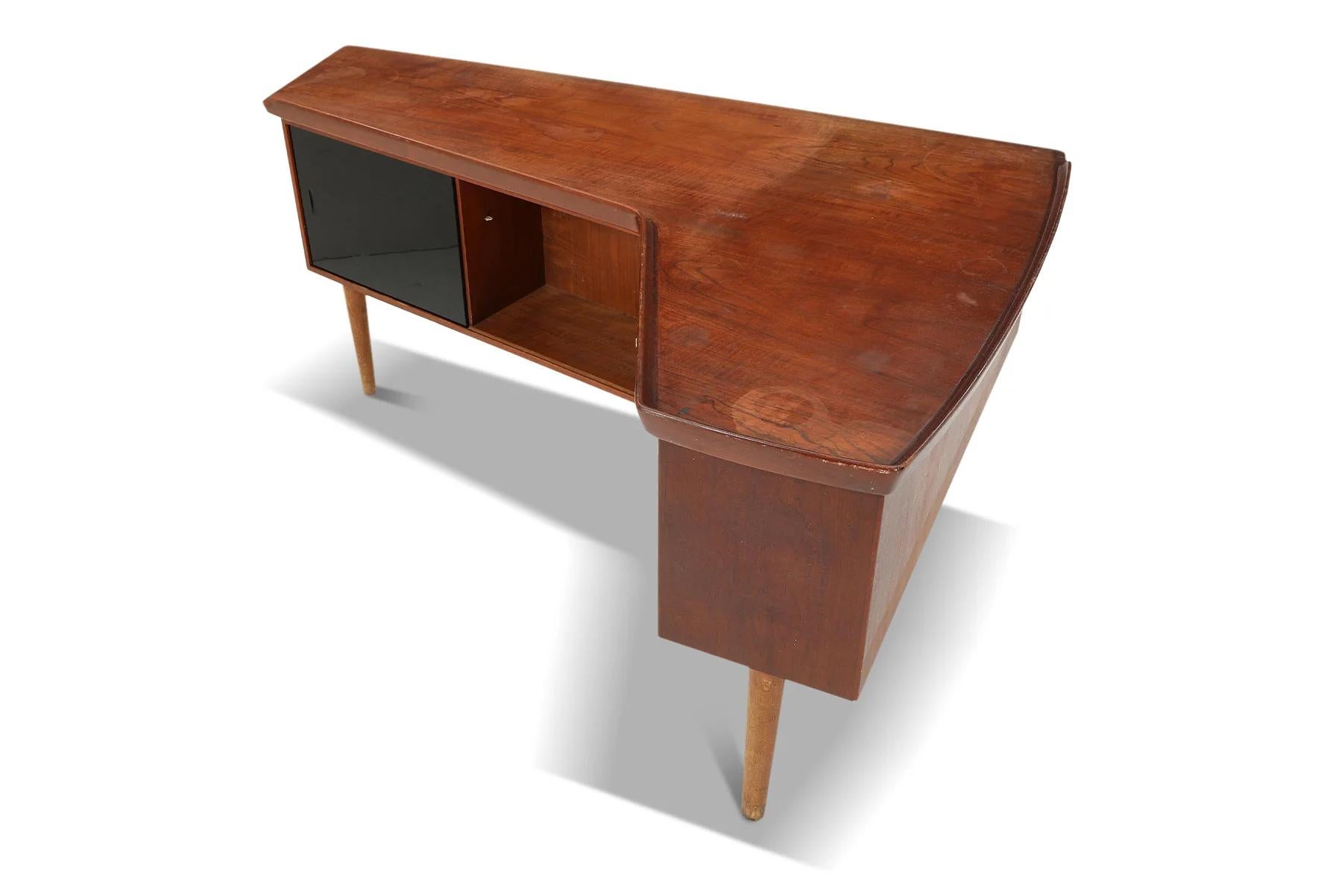 Mid-Century Modern Atomic reverse boomerang executive desk with bar For Sale