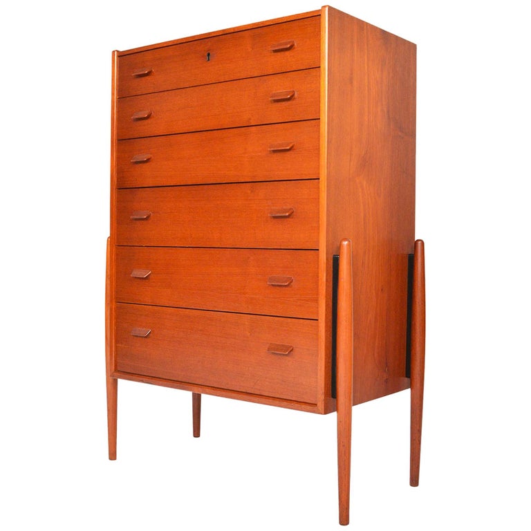 Atomic SixDrawer Highboy Dresser in Teak For Sale at 1stDibs