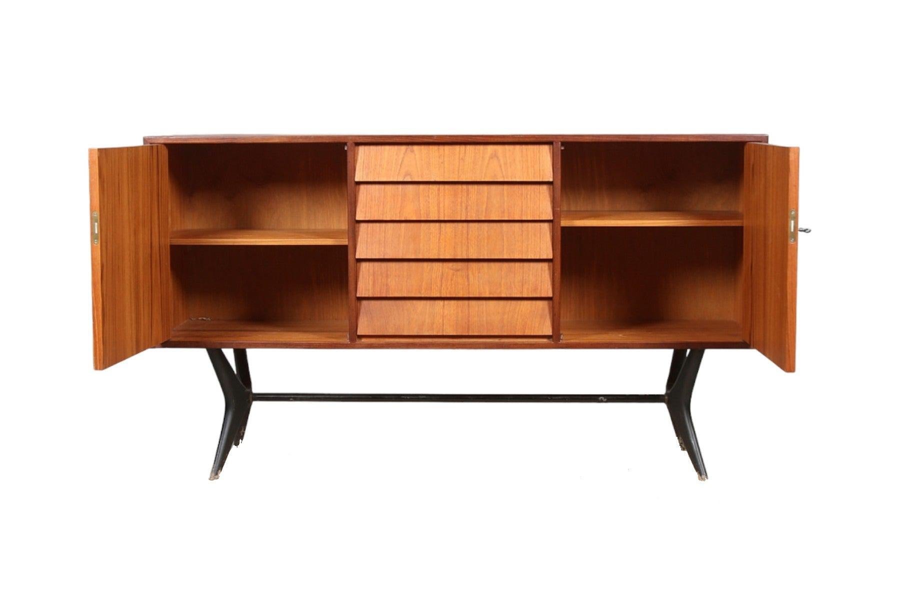 Origin: Sweden
Designer: Unknown
Manufacturer: Unknown
Era: 1950s
Materials: Teak, Beech
Measurements: 57