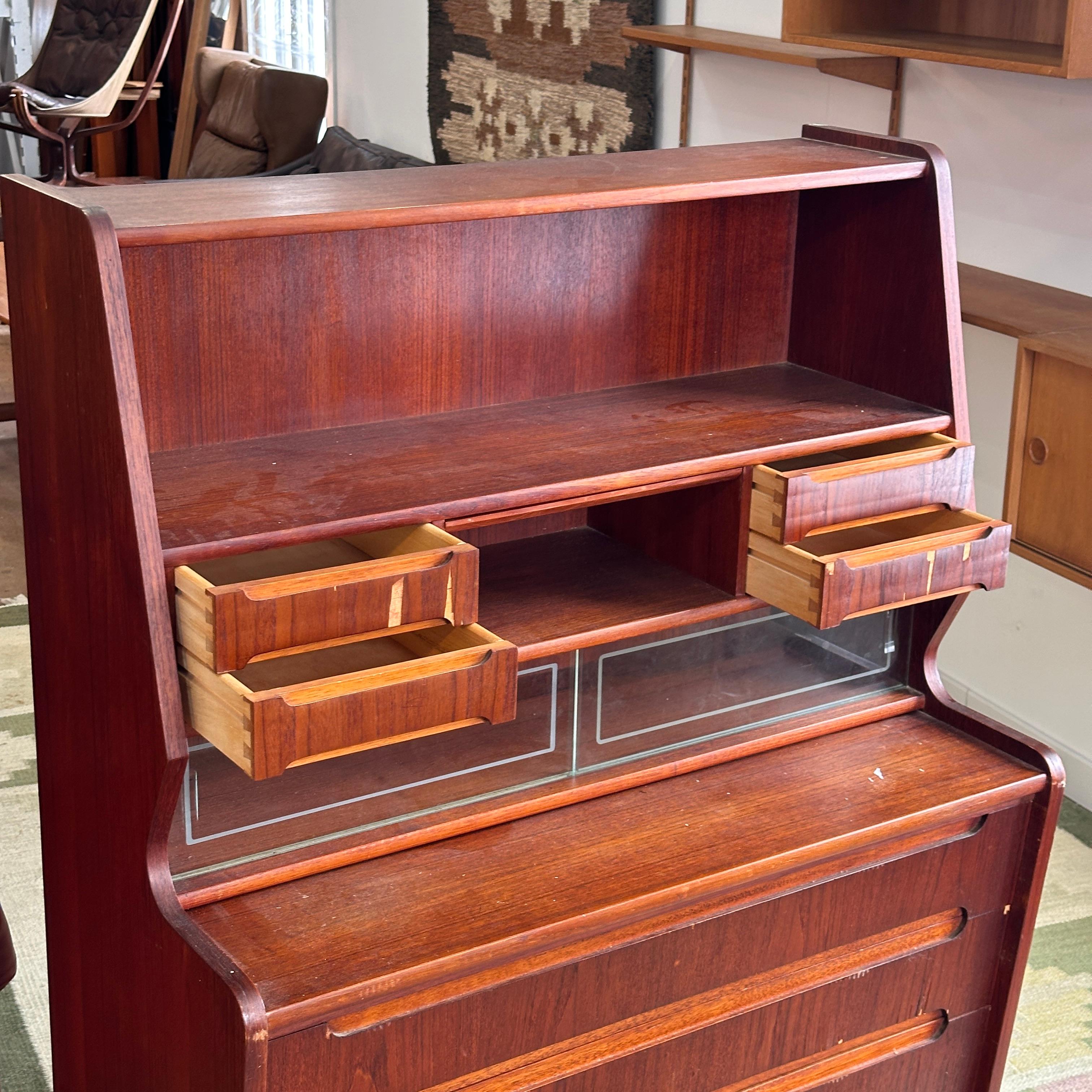 Metà XX secolo Ufficio/scrivania Atomic in teak in vendita