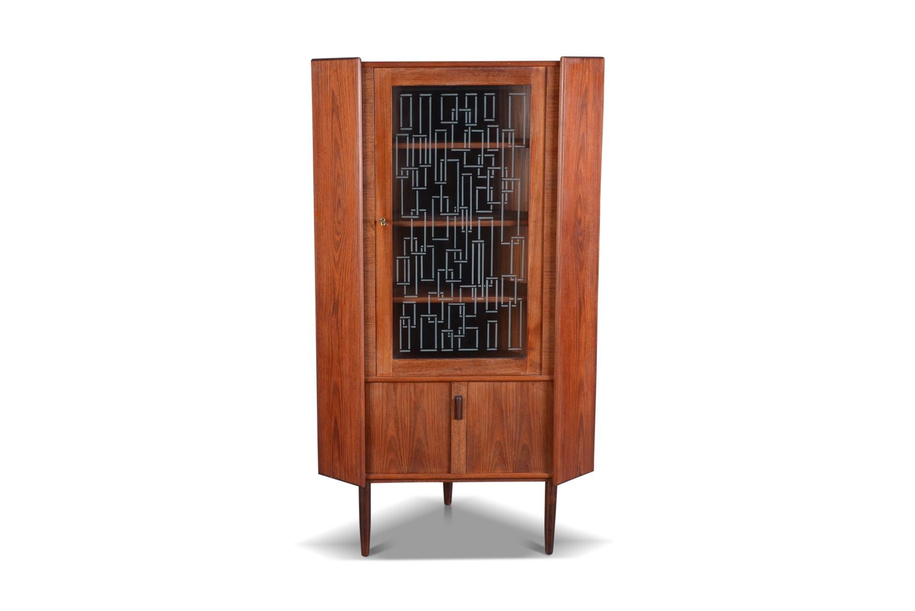 Atomic Teak Corner Unit With Original Etched Glass In Good Condition In Berkeley, CA