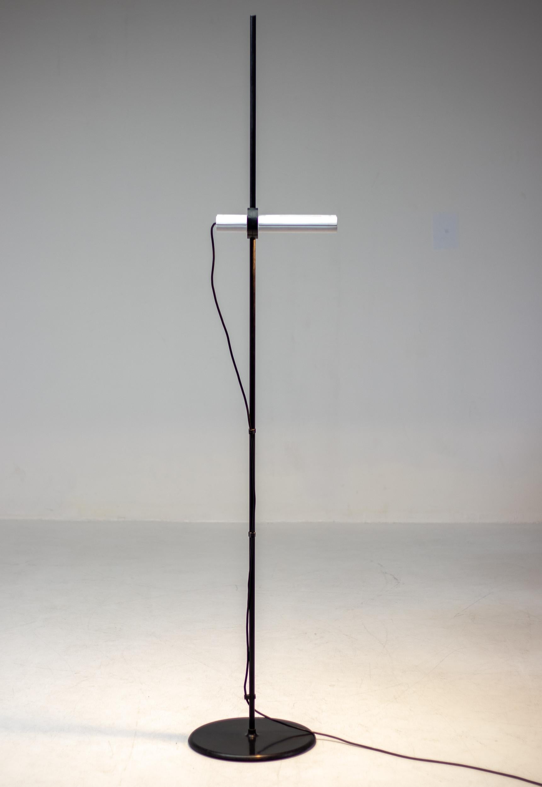 Italian Aton Floor Lamp by Ernesto Gismondi for Artemide For Sale