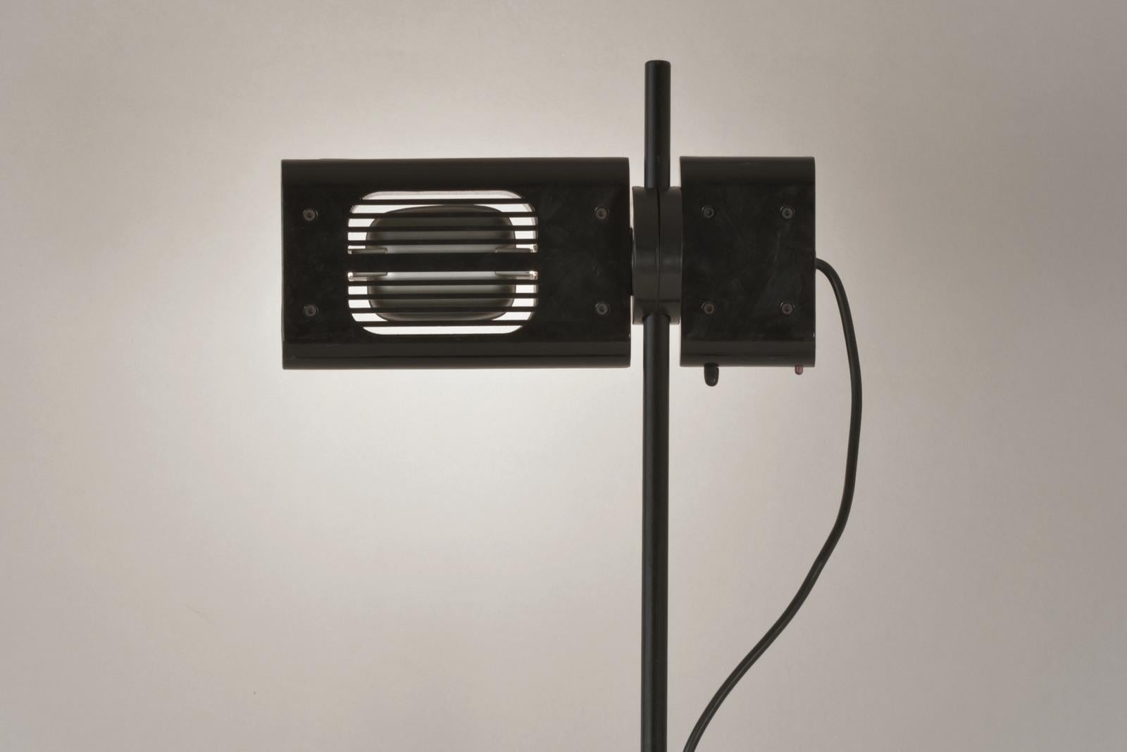 Late 20th Century Aton Terra Floor Lamp by Ernesto Gismondi for Artemide, Italy - 1980 For Sale
