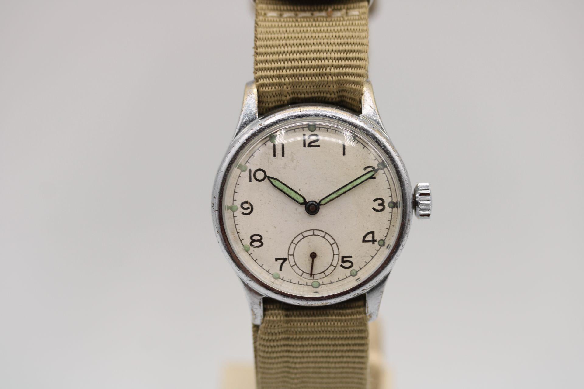 ATP British Military unsigned Grana Dial In Fair Condition For Sale In London, GB