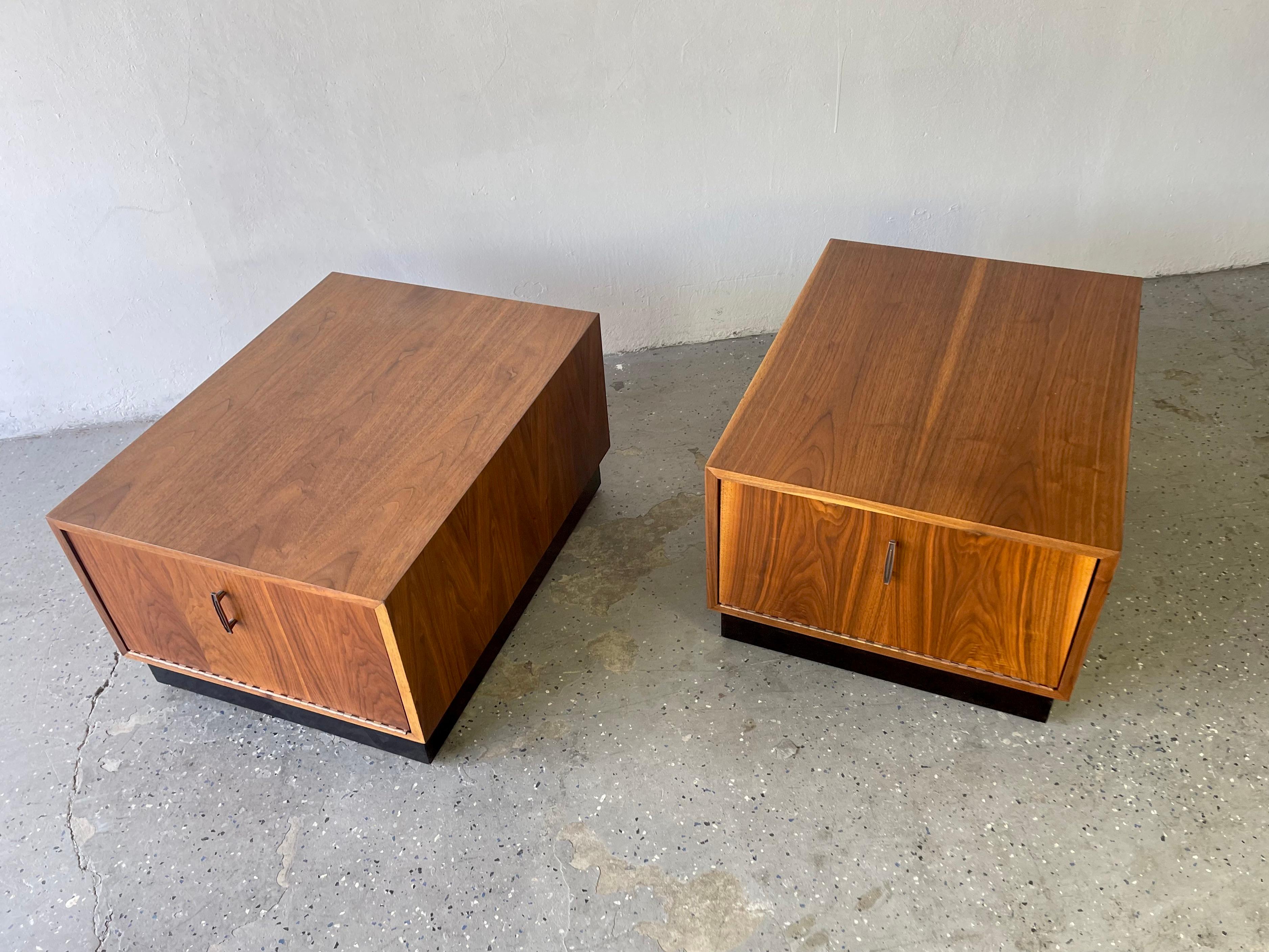 American Atrib Adrian Pearsall Mid Century Walnut Side Cubed/ Rectangular Tables Cabinets For Sale