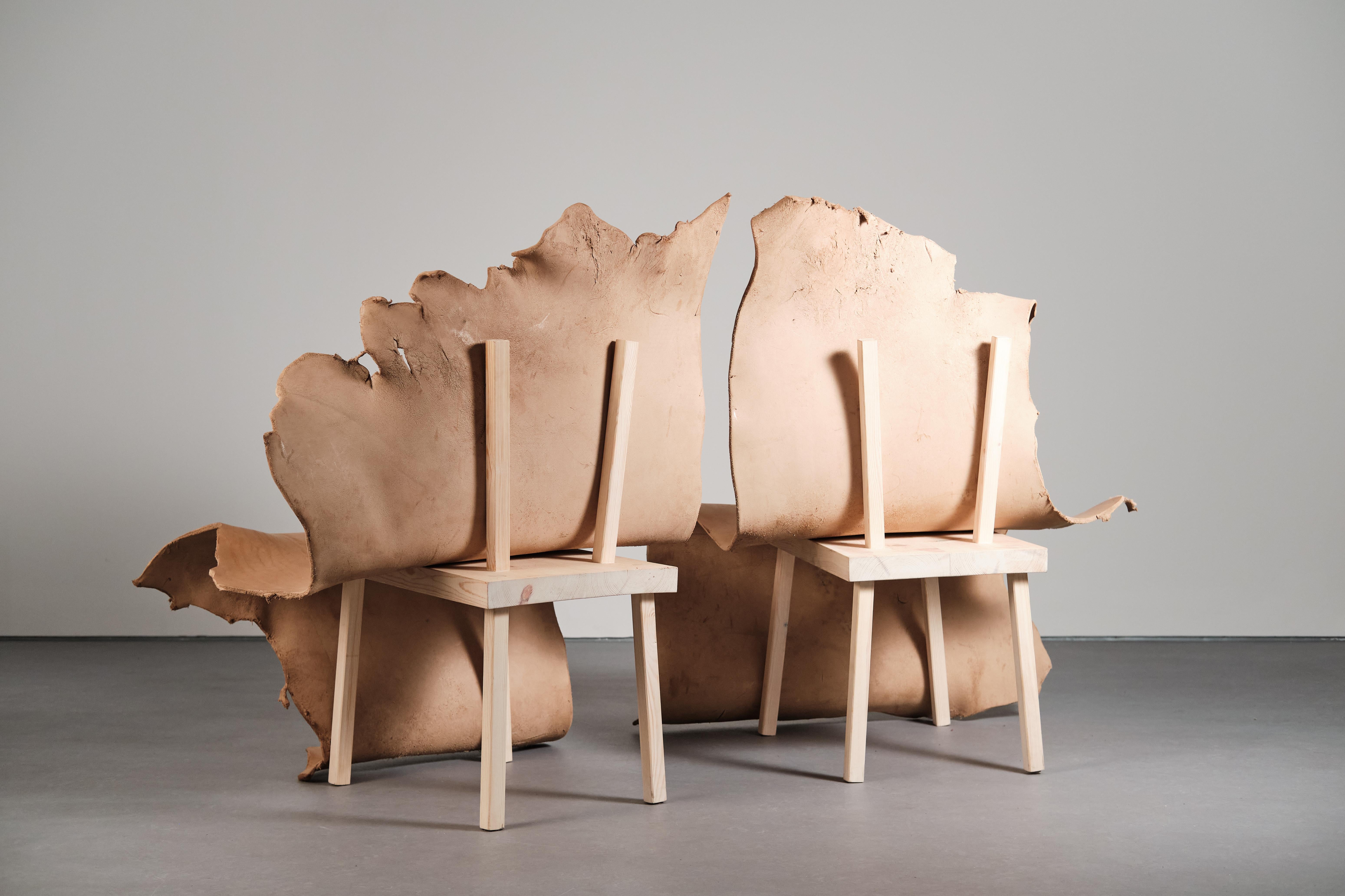 XXI secolo e contemporaneo Atribut di Jordi Ribaudí, Mobili scultura in pelle di bufalo in vendita