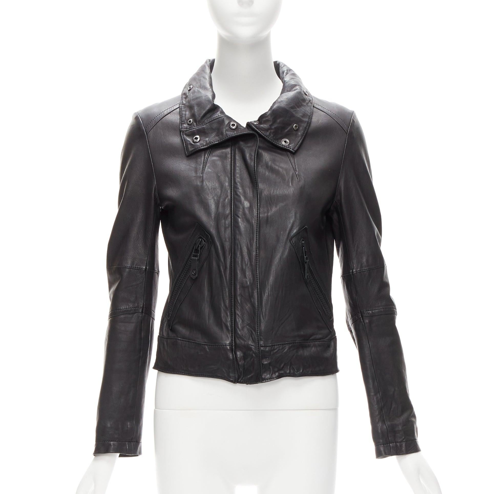 ATSURO TAYAMA black sheepskin leather 2 way collar biker jacket US4 S
Reference: CELG/A00383
Brand: Atsuro Tayama
Material: Leather
Color: Black
Pattern: Solid
Closure: Zip
Lining: Multicolour Fabric
Made in: China

CONDITION:
Condition: Good, this