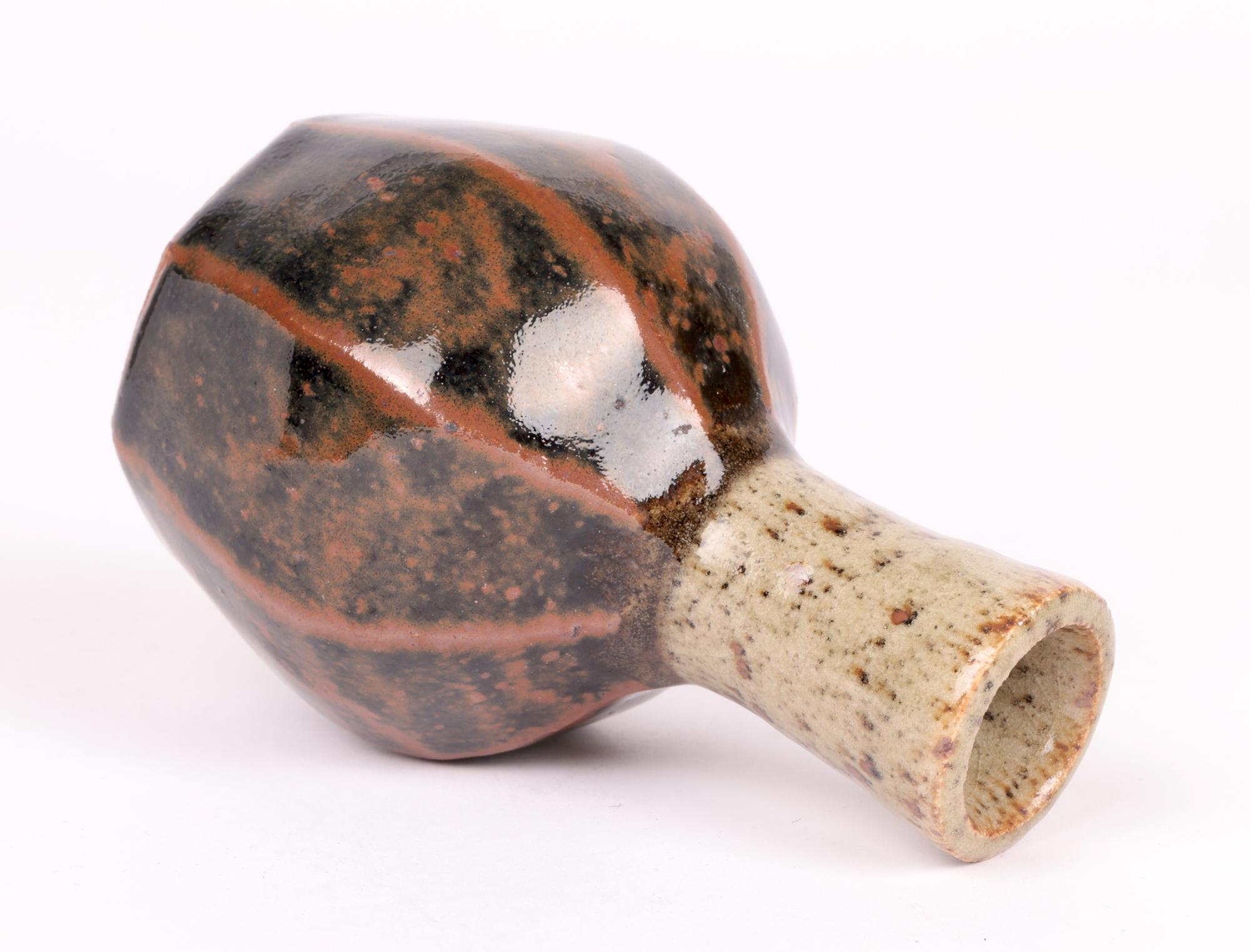 Atsuya Hamada Studio Pottery Faceted Bud Vase In Good Condition For Sale In Bishop's Stortford, Hertfordshire