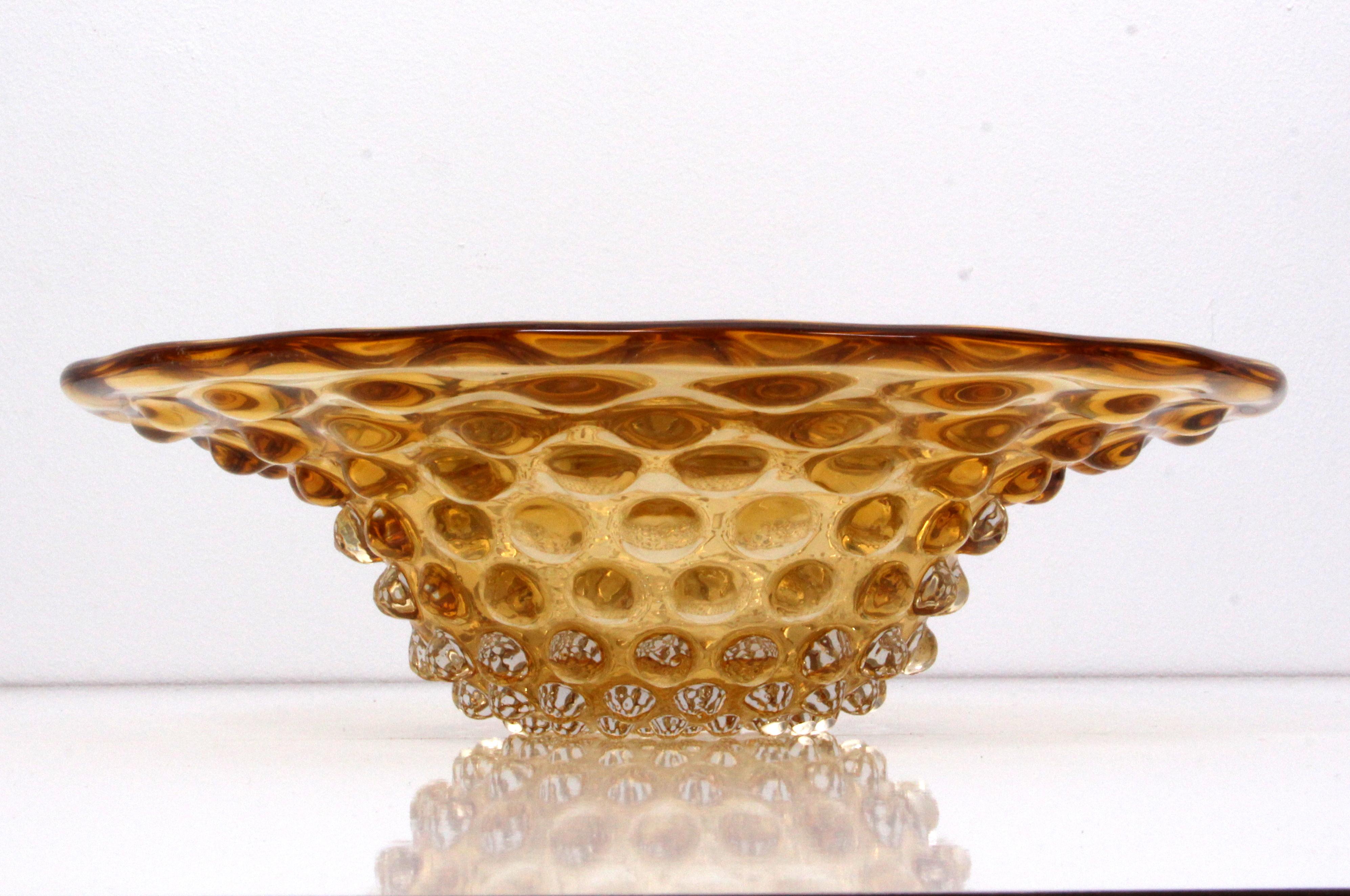 Barovier Seguso & Ferro Murano heavy Art Glass Bowl Honey Amber Italy  1940s  For Sale 4