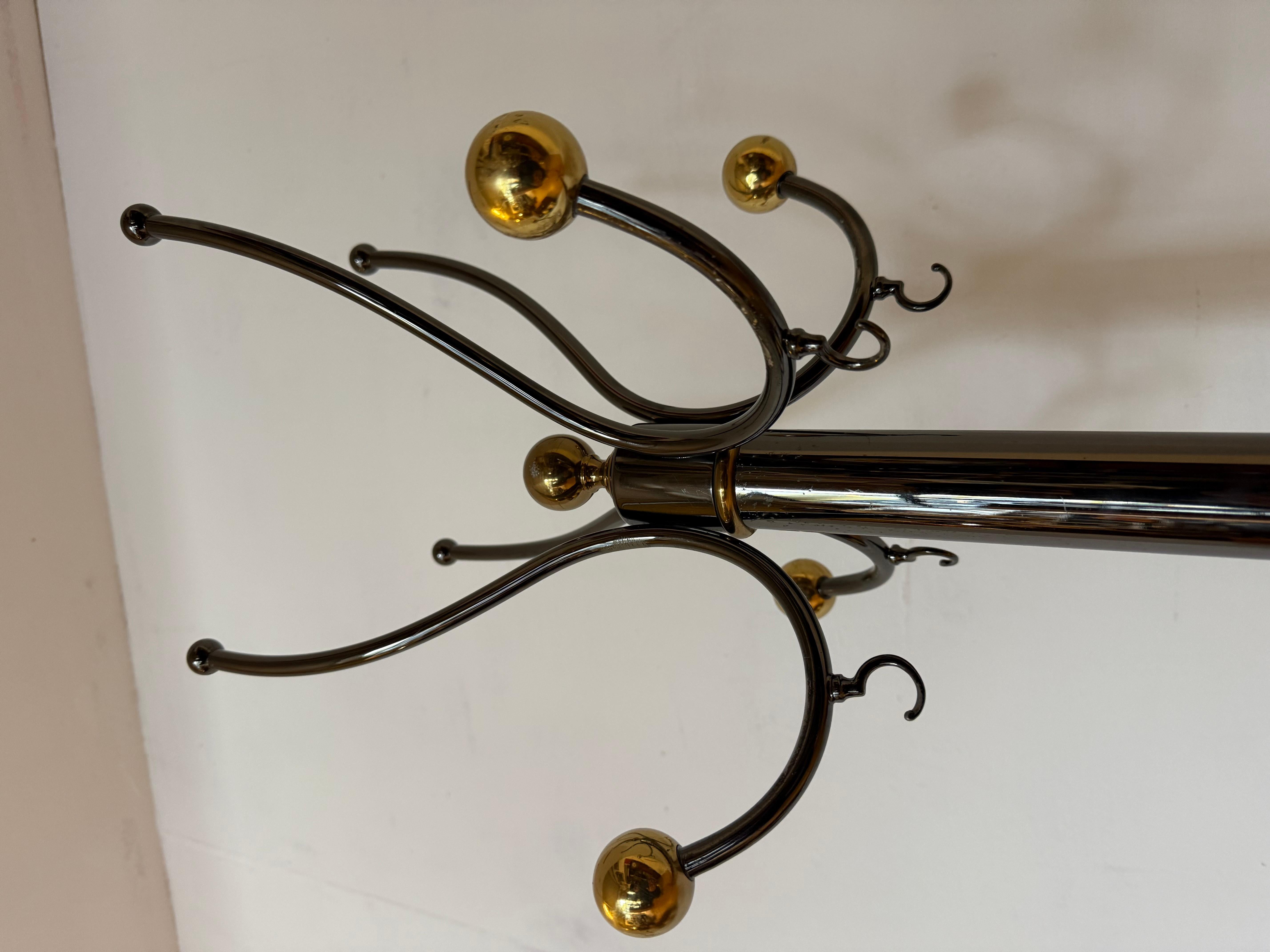 Attaccapani, isolated work with ball points Italian production XX For Sale 1