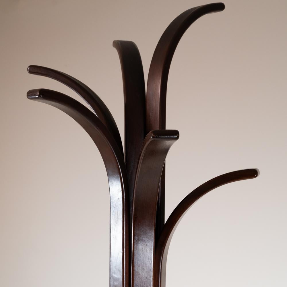 Attaccapanni da terra in marmo e legno, 1960 In condizioni buone in vendita a Milano, Lombardia