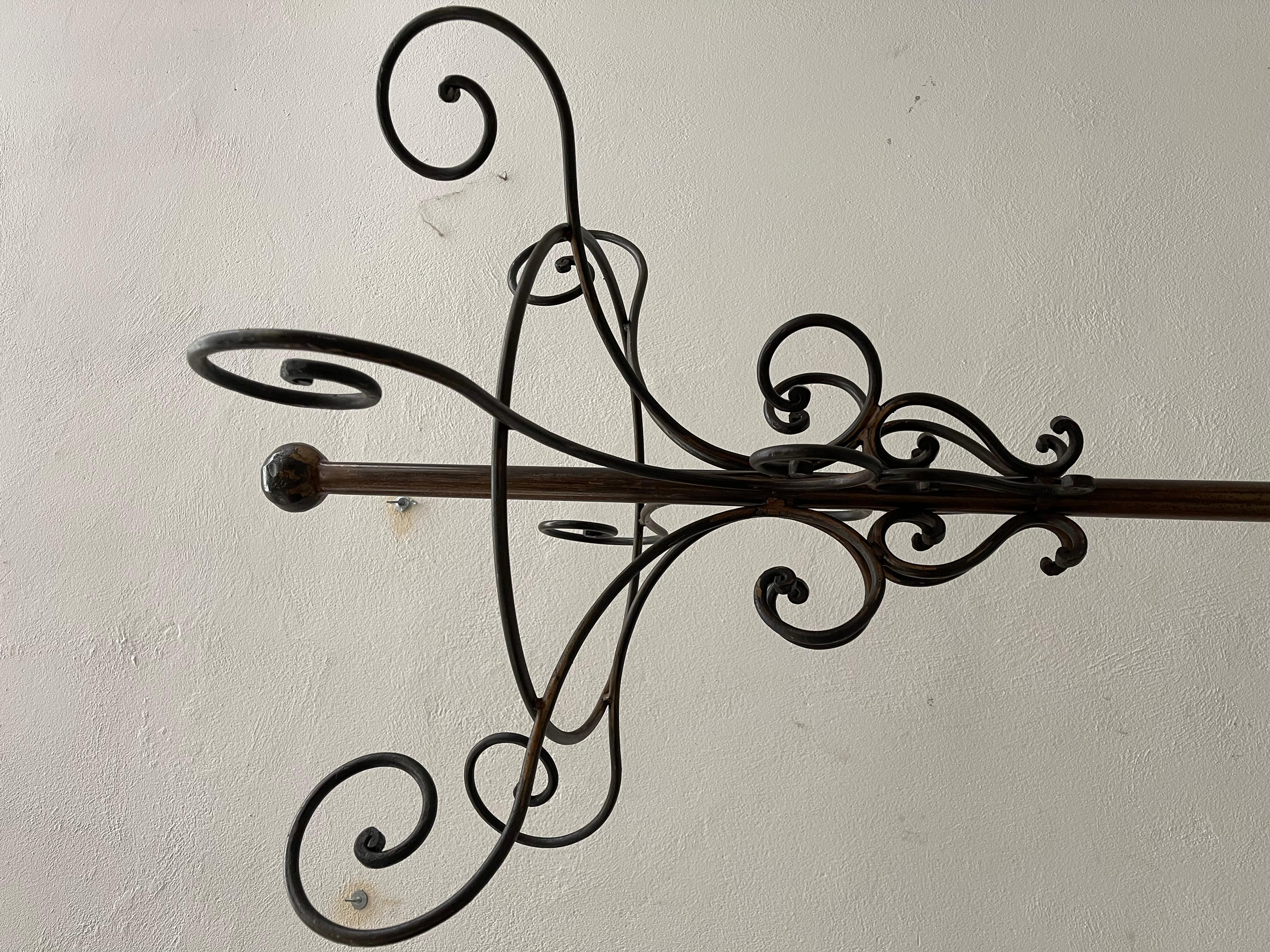Other Wrought iron coat rack with umbrella holder antiqui For Sale