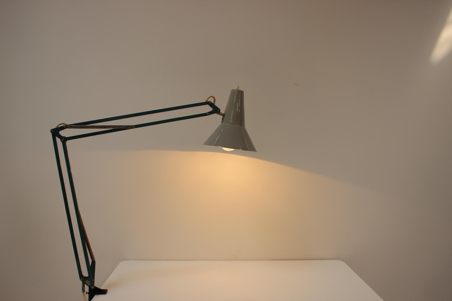 Attachable, Adjustable Table Lamp by NAPAKO, Czechoslovakia, 1960s For Sale 1