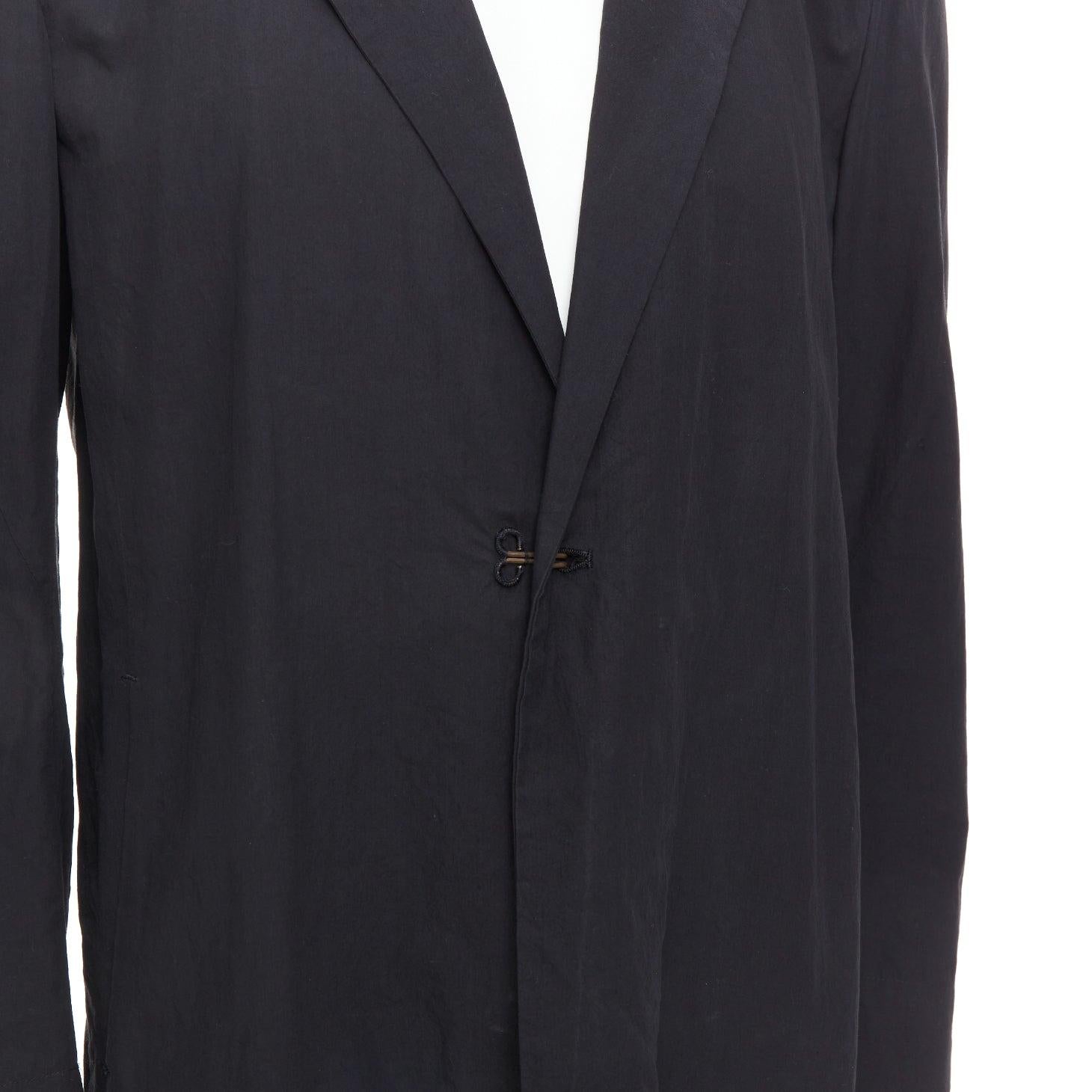 ATTACHMENT Kazuyuki Kumagai blazer décontracté à ourlet angulaire en coton noir JP3 L en vente 3