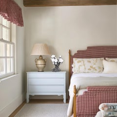 Hydrangea Bundle - Contemporary Abstract Floral Mixed Media Small Sculpture